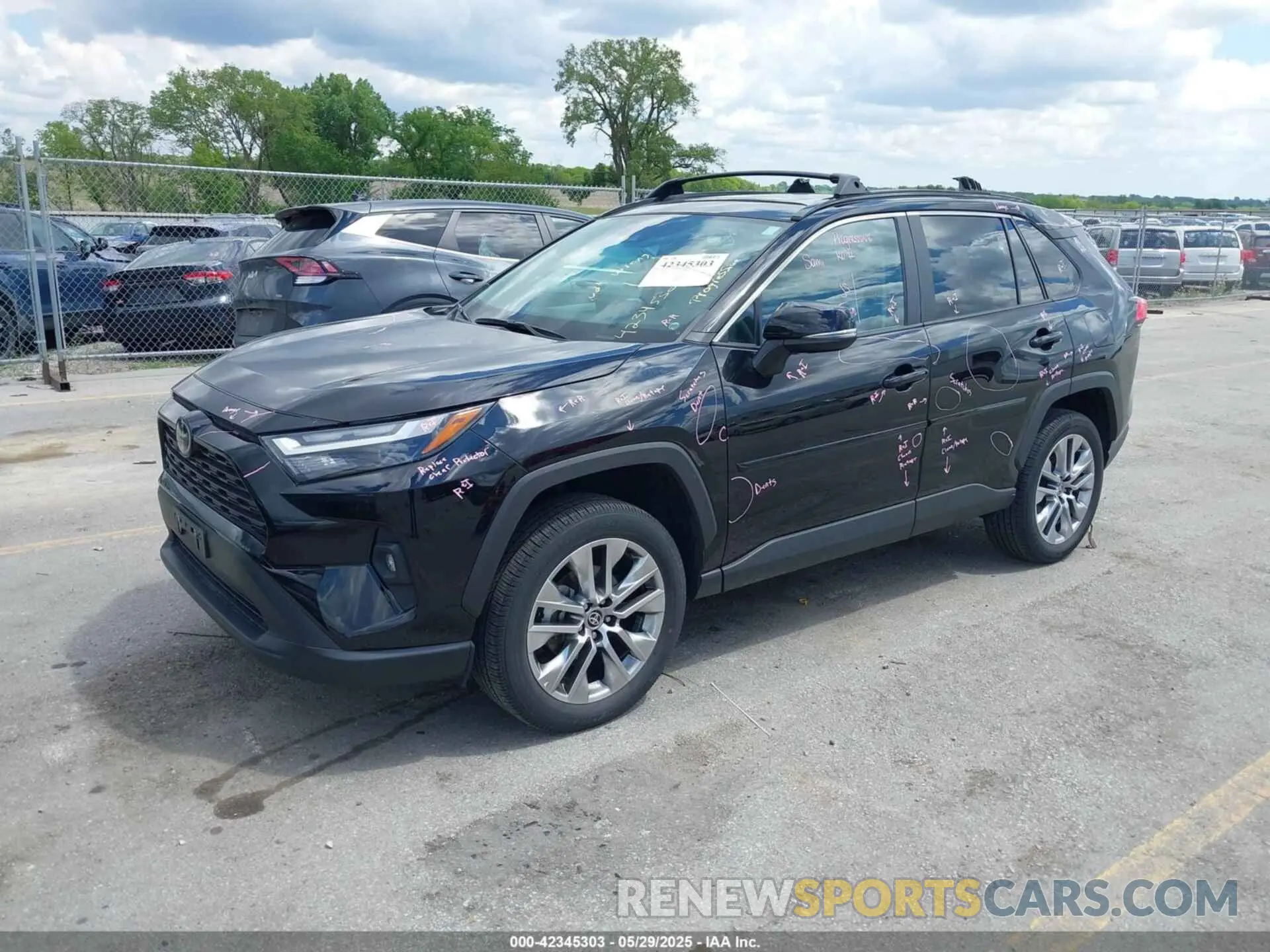 2 Photograph of a damaged car 2T3A1RFVXPC350896 TOYOTA RAV4 2023