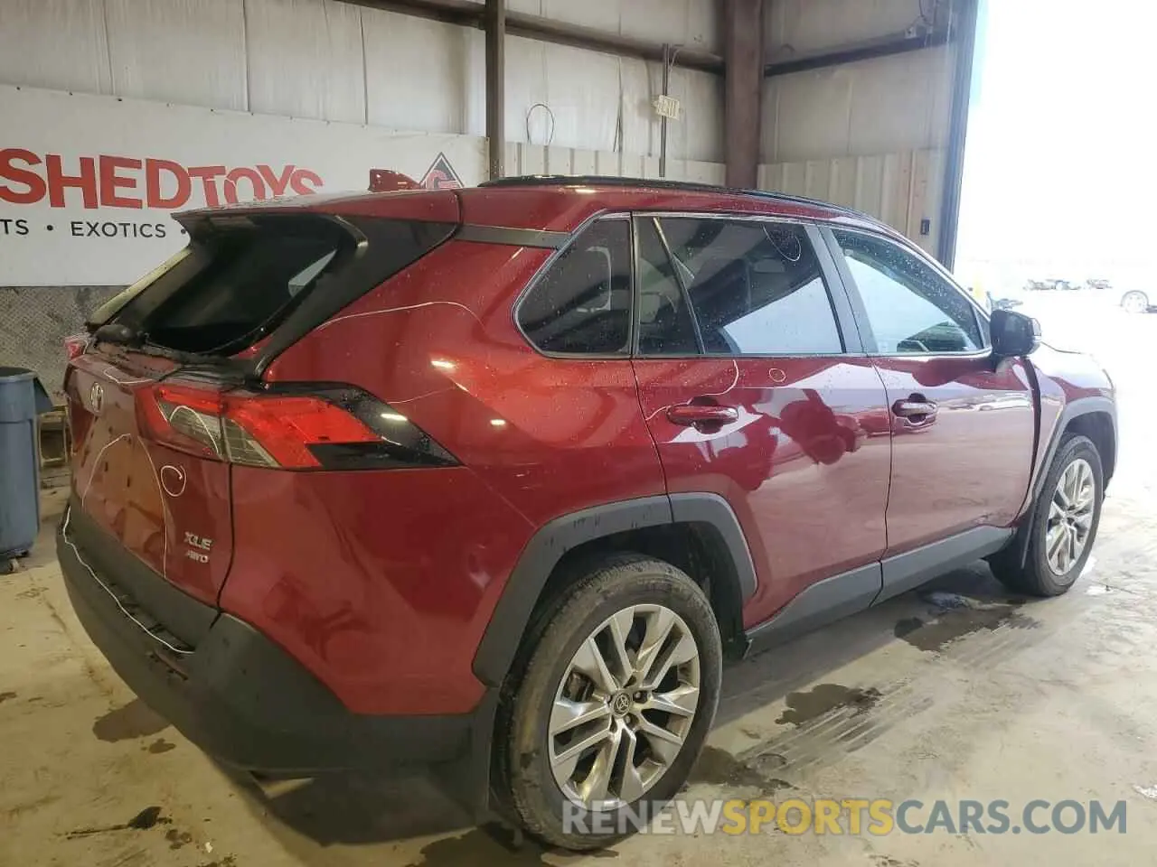 3 Photograph of a damaged car 2T3A1RFVXPW345325 TOYOTA RAV4 2023