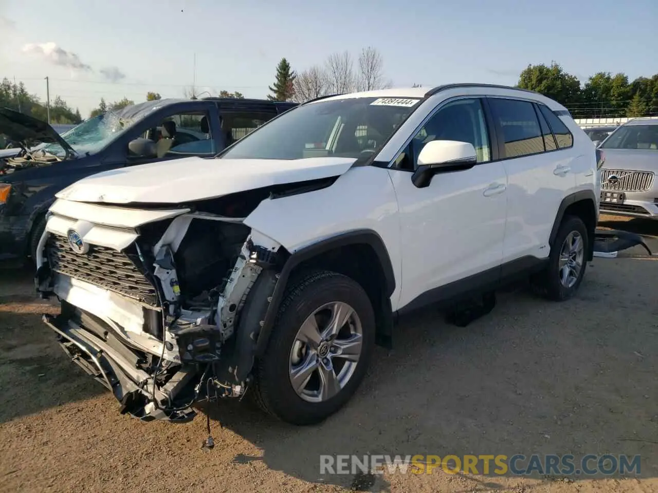 1 Photograph of a damaged car 2T3BWRFV6PW162834 TOYOTA RAV4 2023