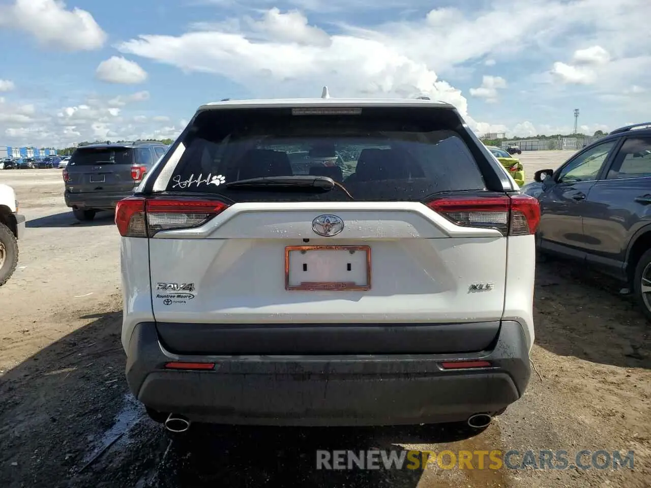 6 Photograph of a damaged car 2T3C1RFV0PW260132 TOYOTA RAV4 2023