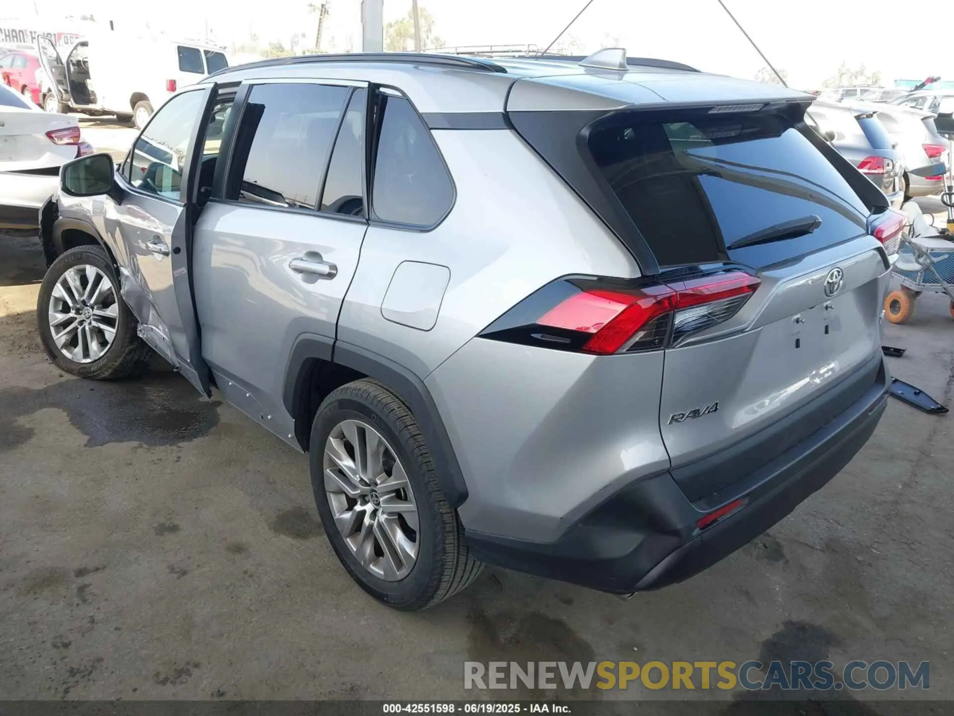 3 Photograph of a damaged car 2T3C1RFV0PW298704 TOYOTA RAV4 2023