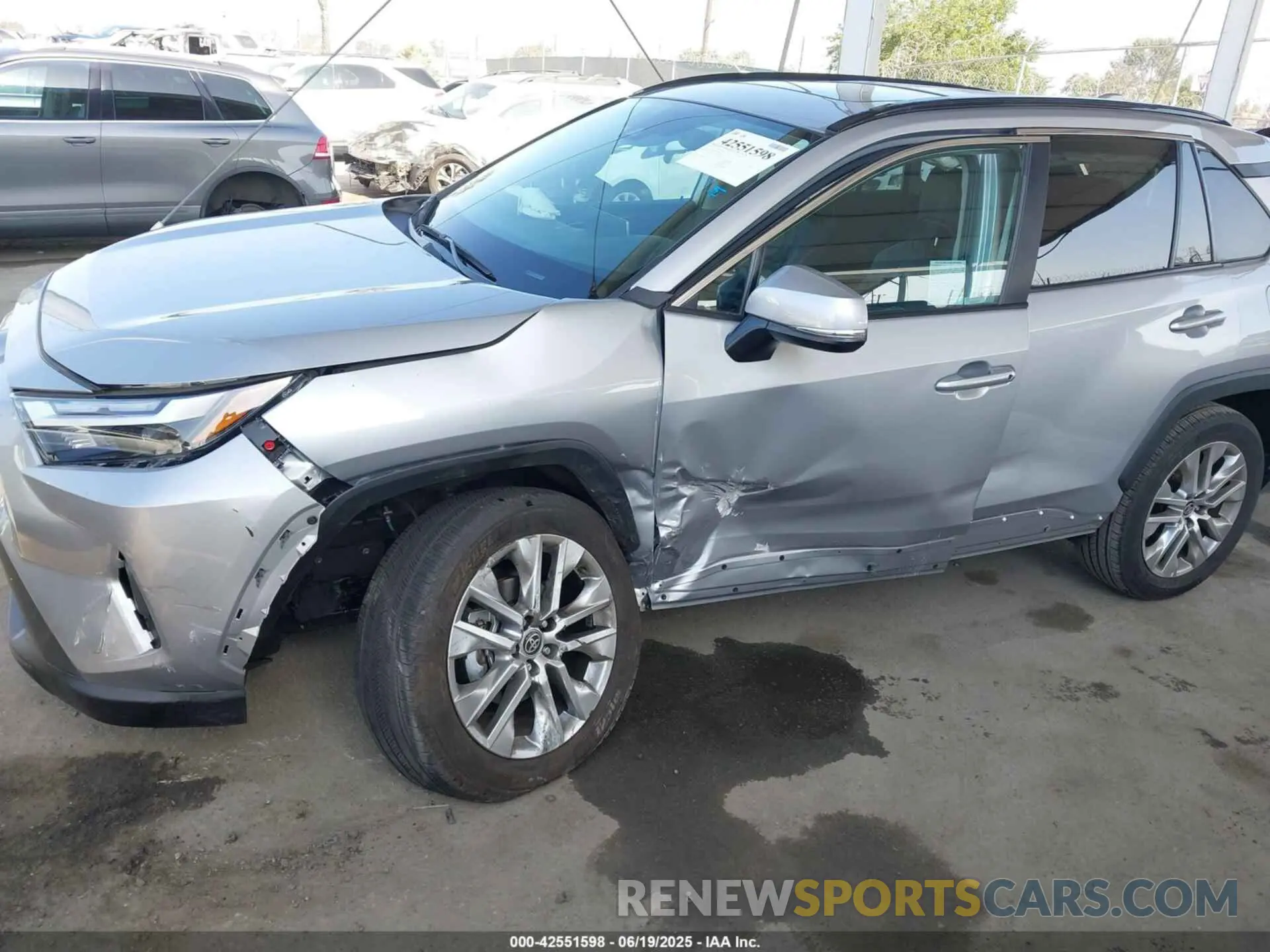 6 Photograph of a damaged car 2T3C1RFV0PW298704 TOYOTA RAV4 2023