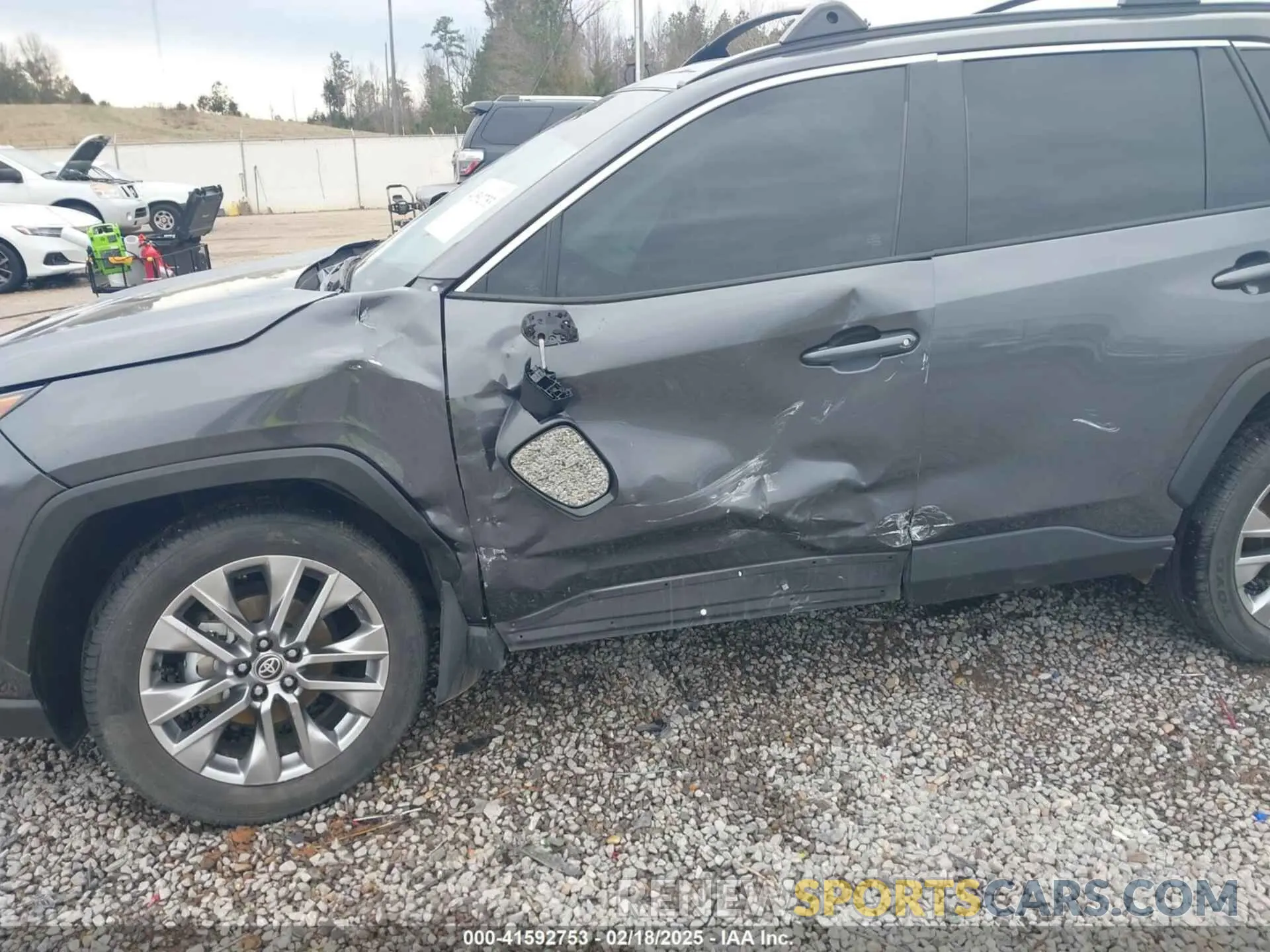 6 Photograph of a damaged car 2T3C1RFV1PW256851 TOYOTA RAV4 2023