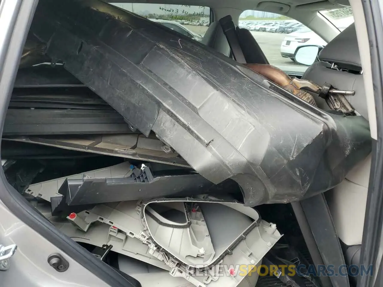11 Photograph of a damaged car 2T3C1RFV2PW274162 TOYOTA RAV4 2023