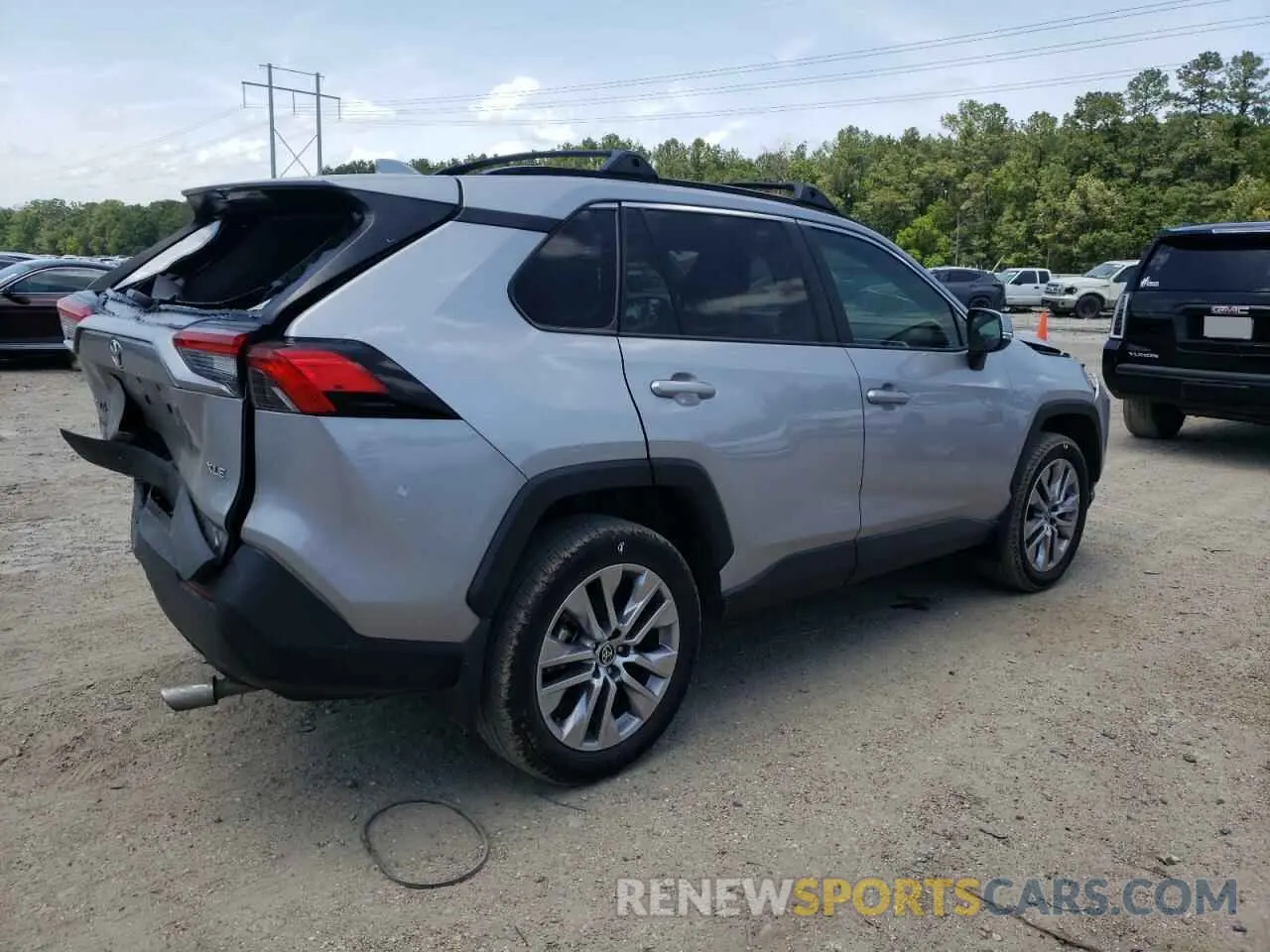 3 Photograph of a damaged car 2T3C1RFV2PW279426 TOYOTA RAV4 2023