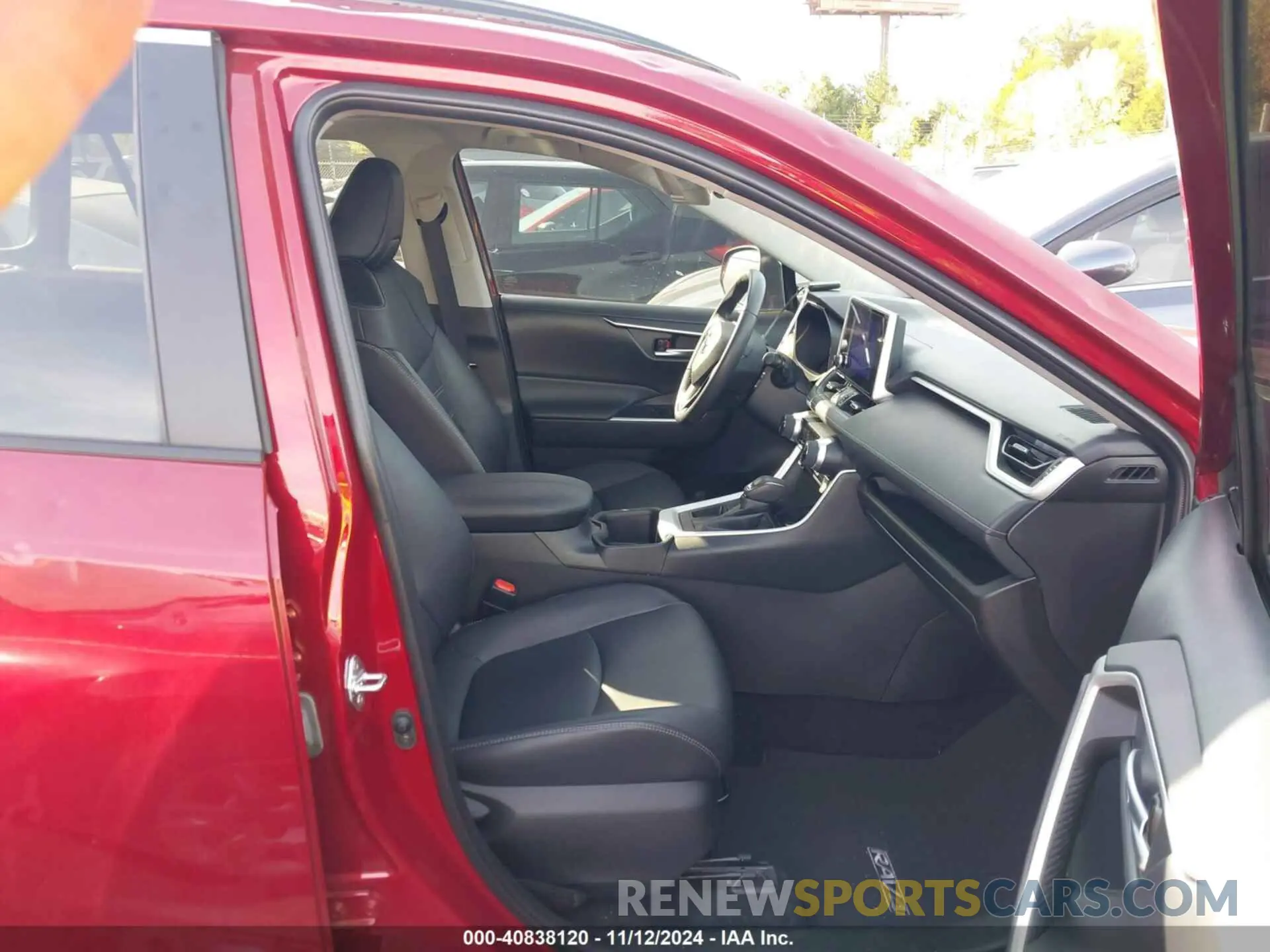 5 Photograph of a damaged car 2T3C1RFV2PW298526 TOYOTA RAV4 2023