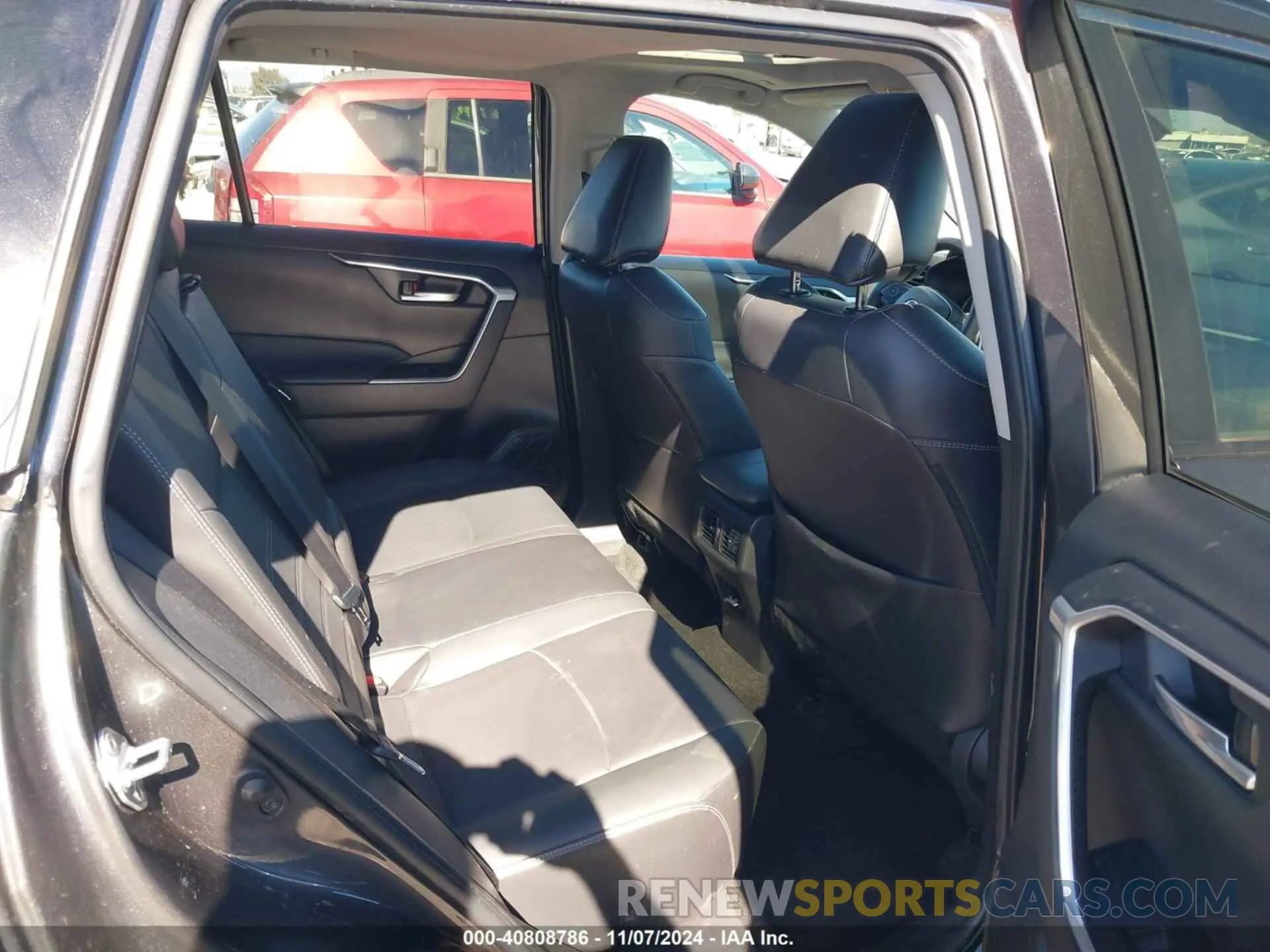8 Photograph of a damaged car 2T3C1RFV3PC230978 TOYOTA RAV4 2023