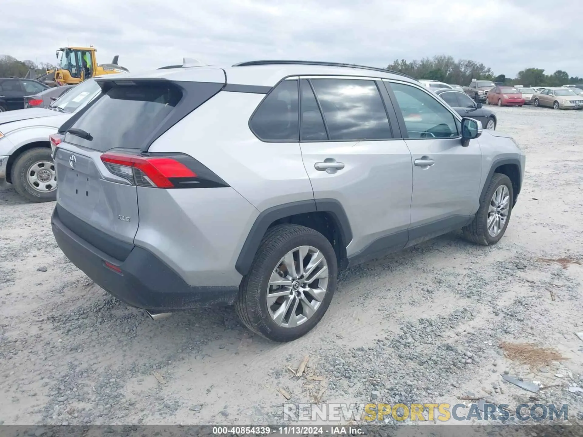 4 Photograph of a damaged car 2T3C1RFV3PC246338 TOYOTA RAV4 2023