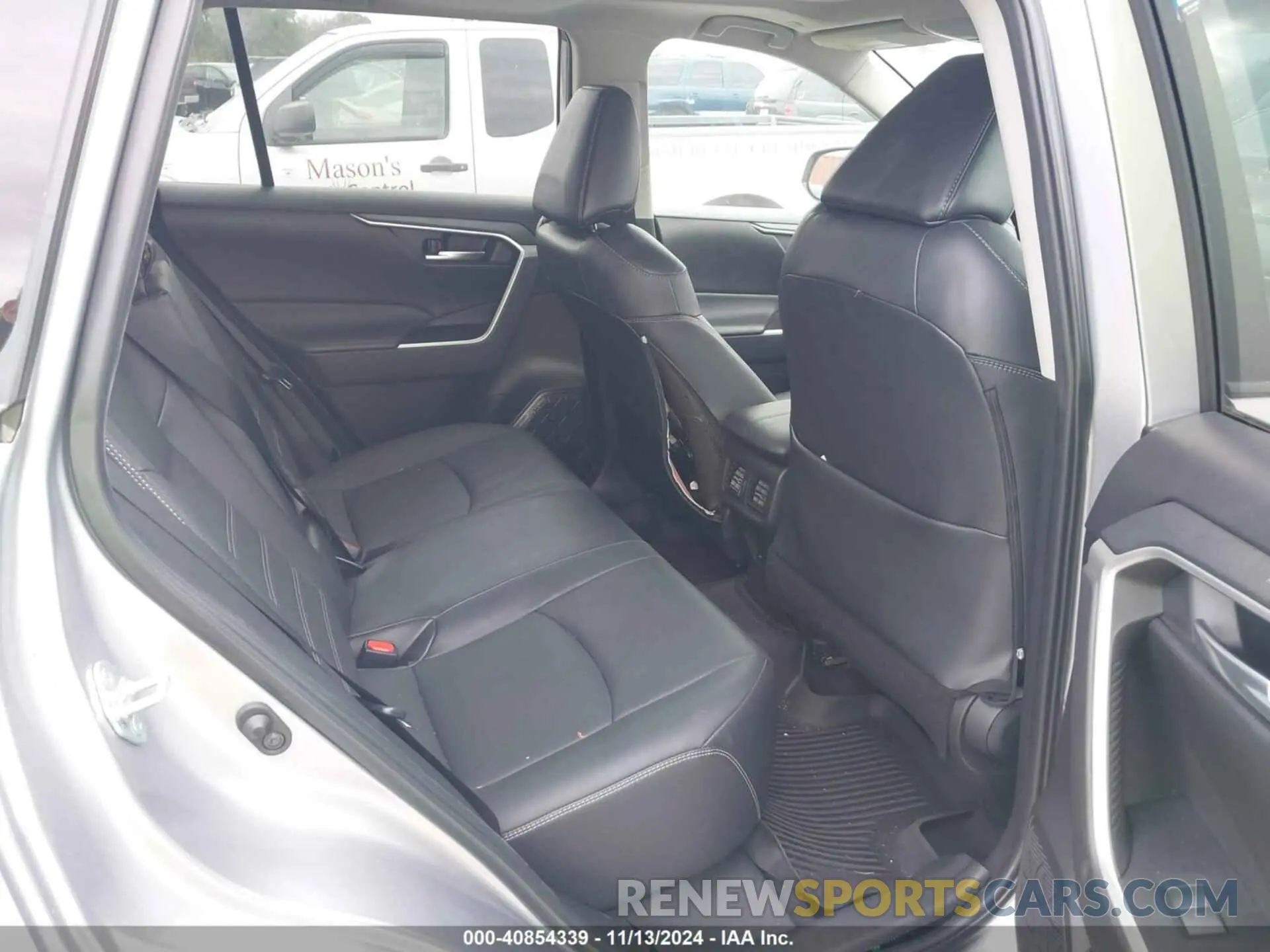 8 Photograph of a damaged car 2T3C1RFV3PC246338 TOYOTA RAV4 2023