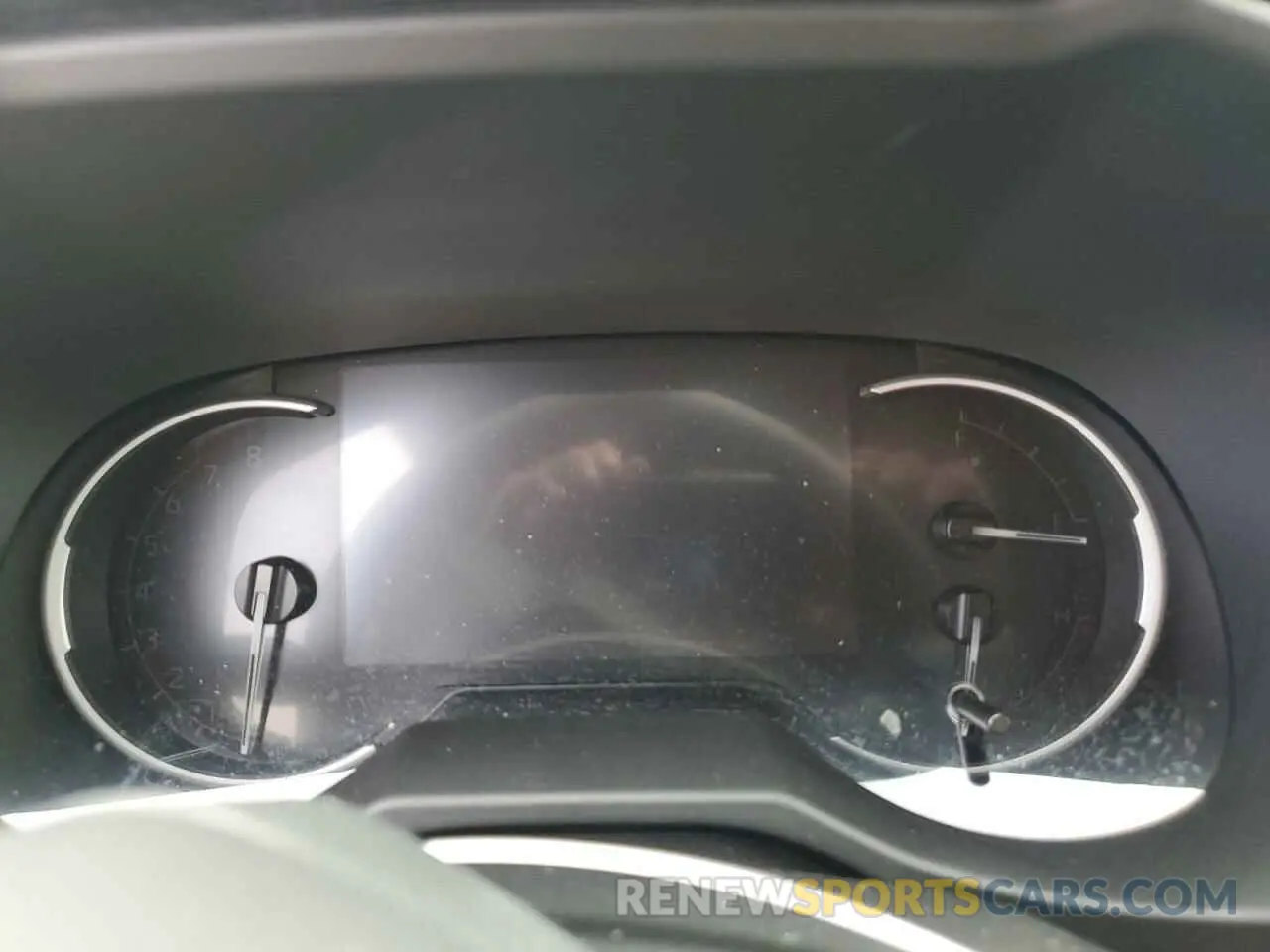 9 Photograph of a damaged car 2T3C1RFV3PW298986 TOYOTA RAV4 2023
