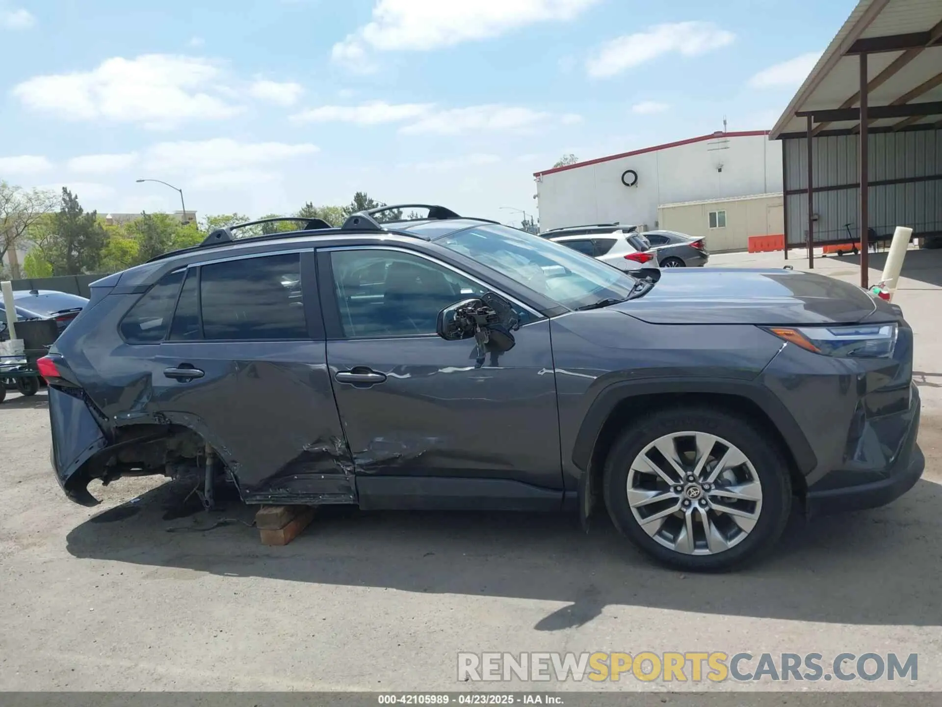 12 Photograph of a damaged car 2T3C1RFV4PW274552 TOYOTA RAV4 2023