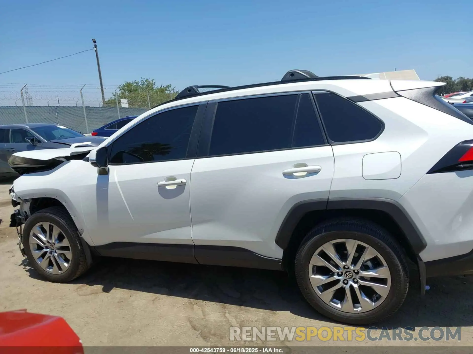 15 Photograph of a damaged car 2T3C1RFV5PW284796 TOYOTA RAV4 2023