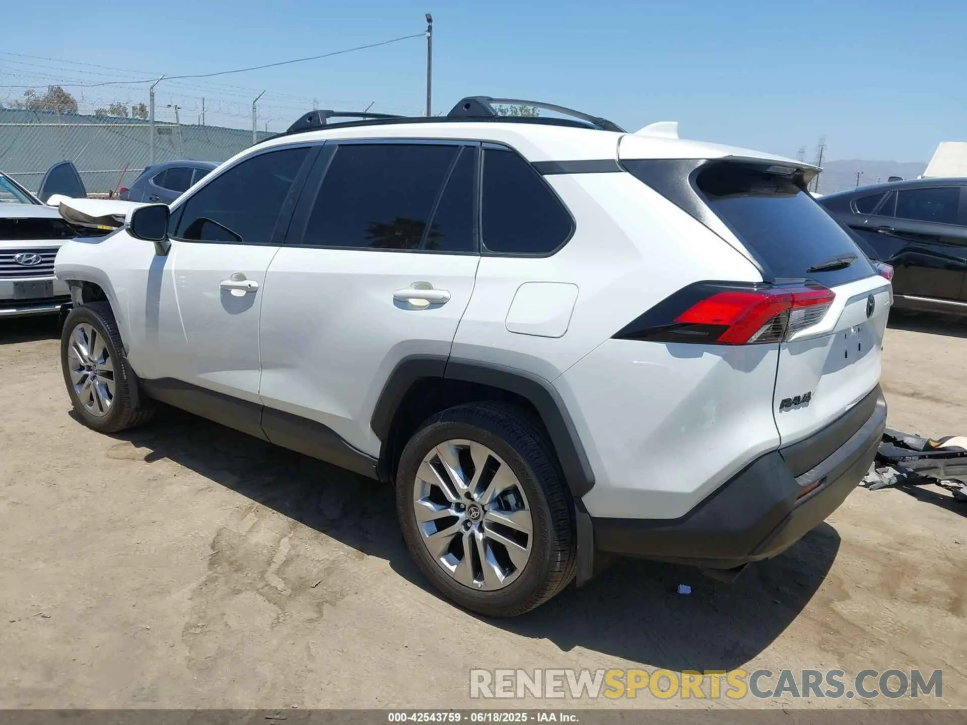 3 Photograph of a damaged car 2T3C1RFV5PW284796 TOYOTA RAV4 2023