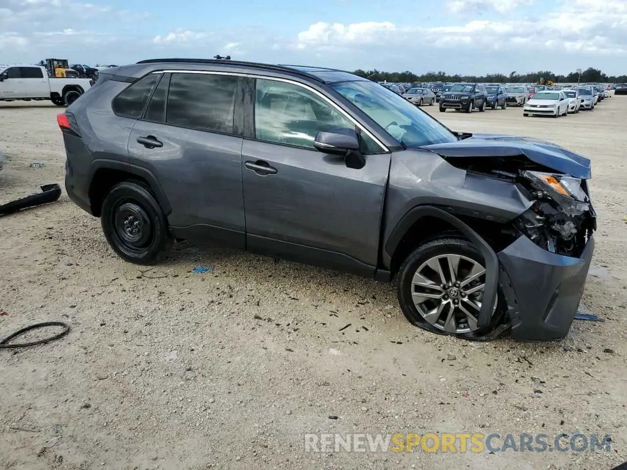 4 Photograph of a damaged car 2T3C1RFV6PC235043 TOYOTA RAV4 2023