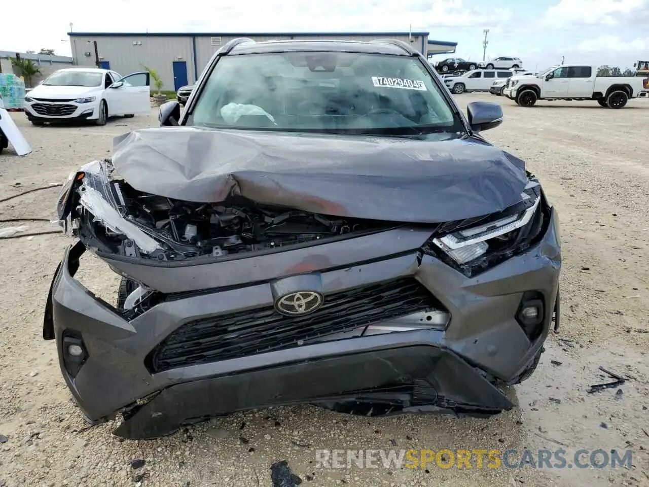 5 Photograph of a damaged car 2T3C1RFV6PC235043 TOYOTA RAV4 2023