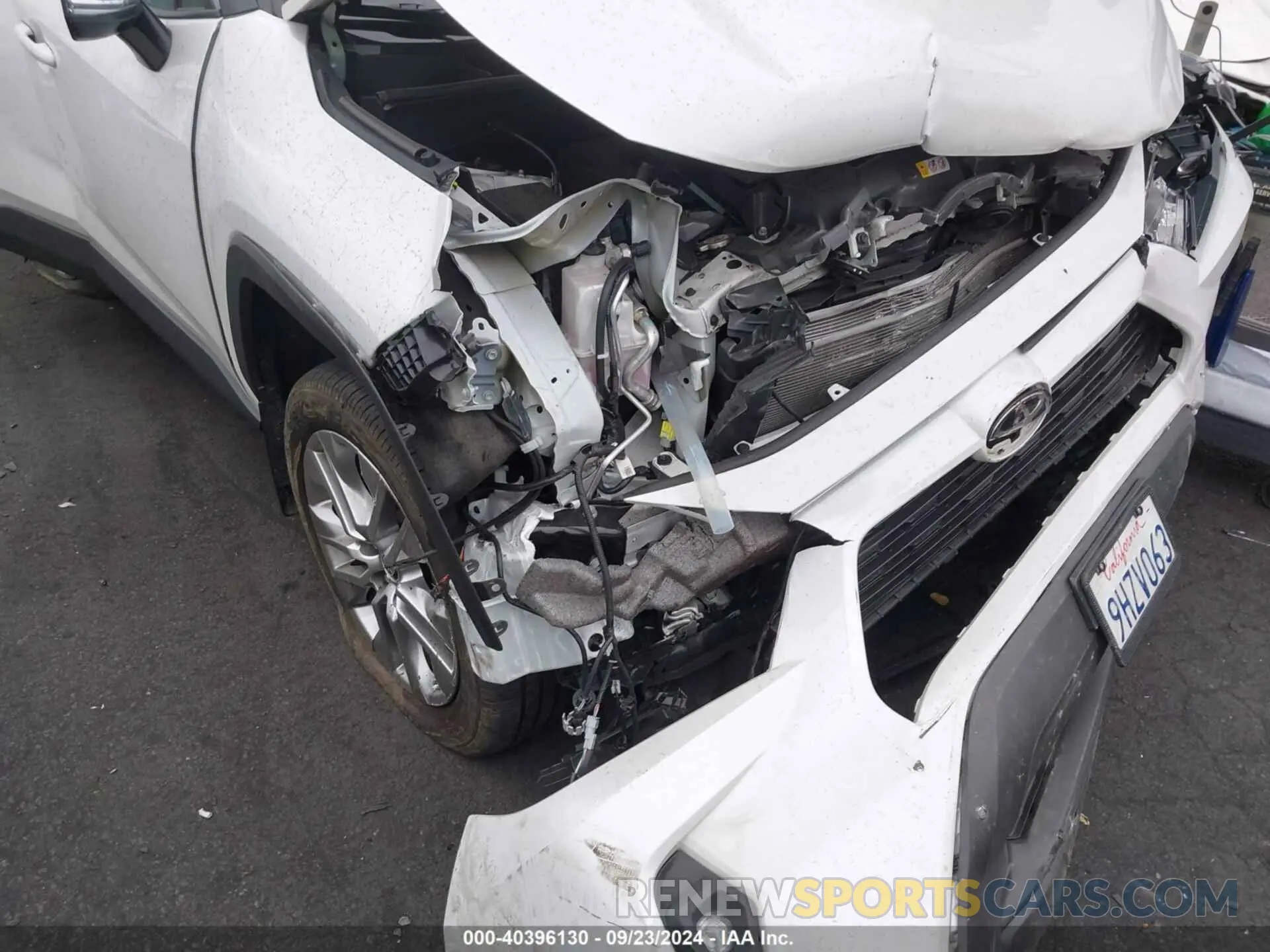 6 Photograph of a damaged car 2T3C1RFV6PW287500 TOYOTA RAV4 2023
