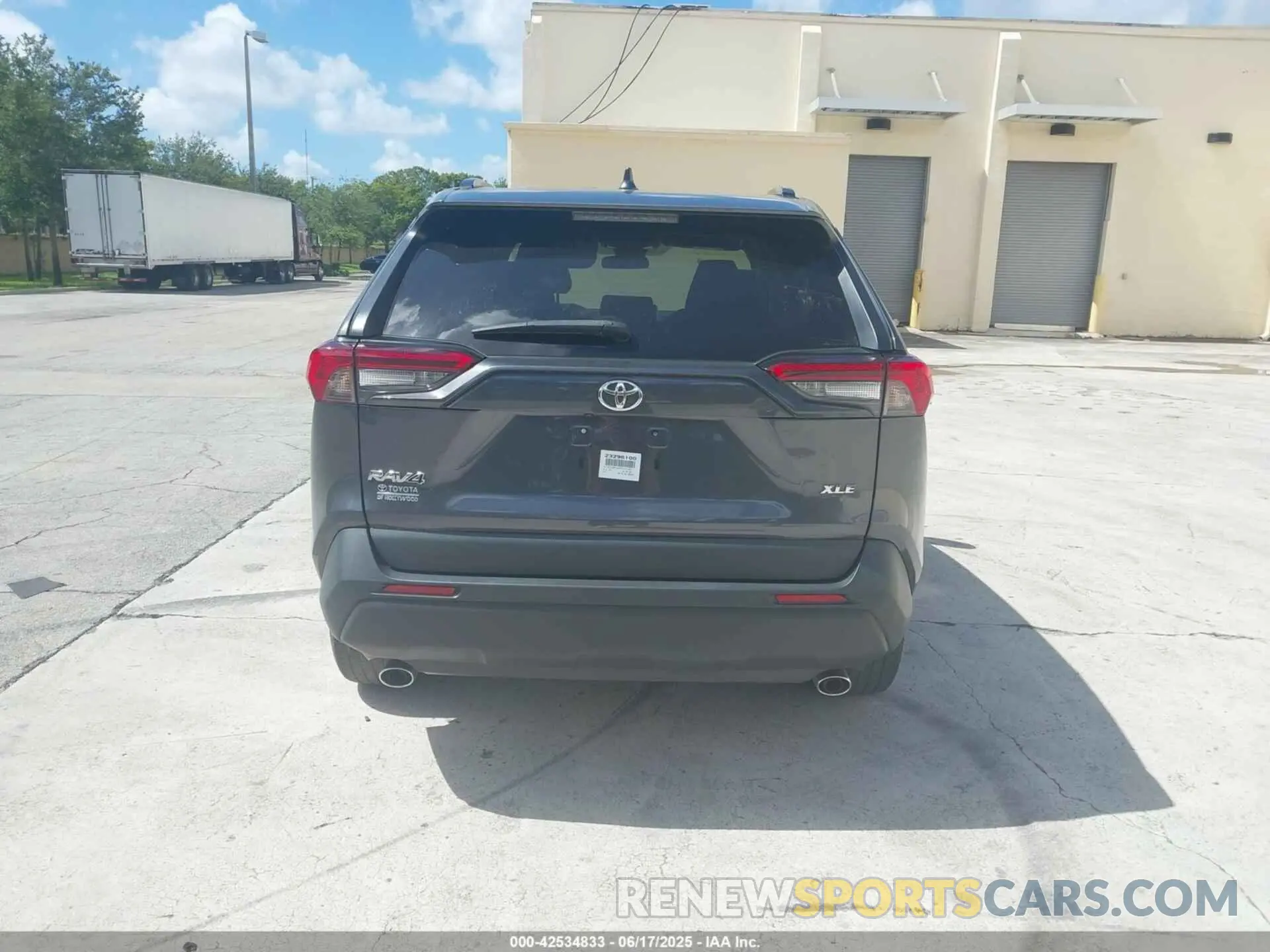 16 Photograph of a damaged car 2T3C1RFV8PC227493 TOYOTA RAV4 2023
