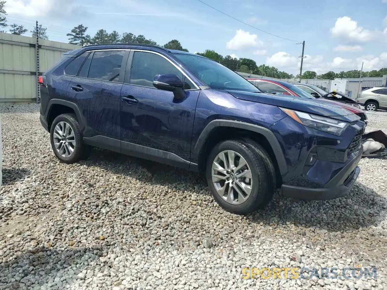 4 Photograph of a damaged car 2T3C1RFV8PW261836 TOYOTA RAV4 2023
