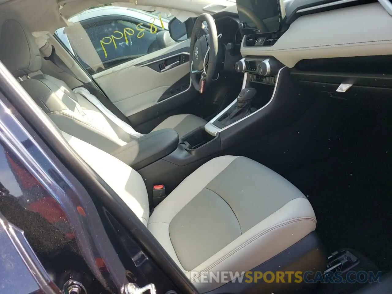 7 Photograph of a damaged car 2T3C1RFV8PW261836 TOYOTA RAV4 2023