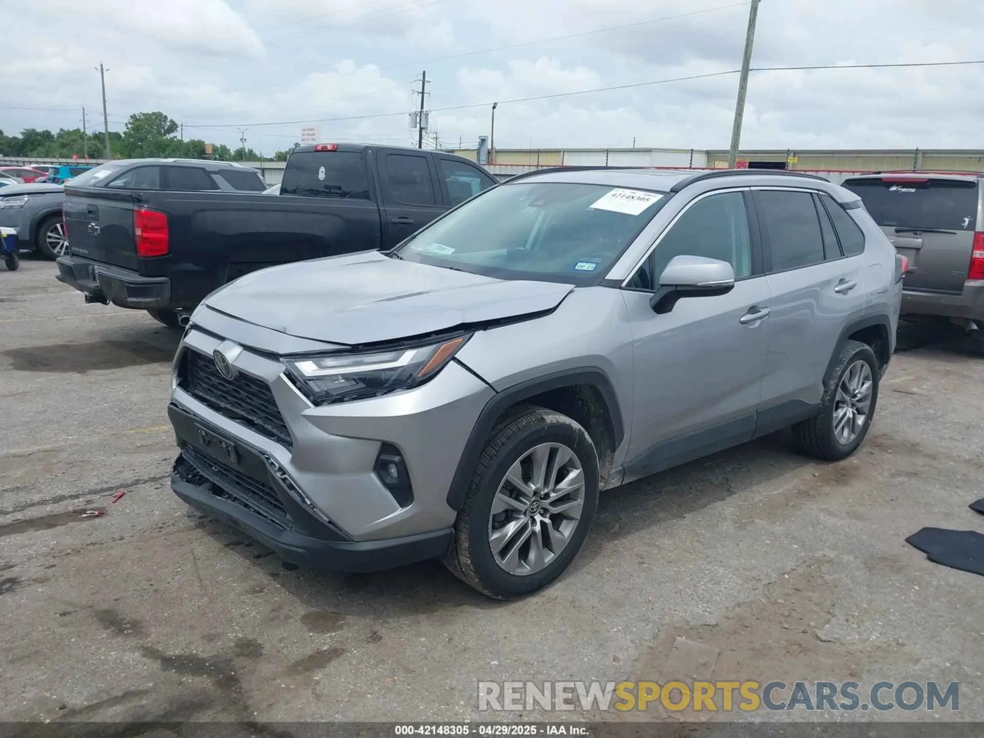 2 Photograph of a damaged car 2T3C1RFV8PW278717 TOYOTA RAV4 2023