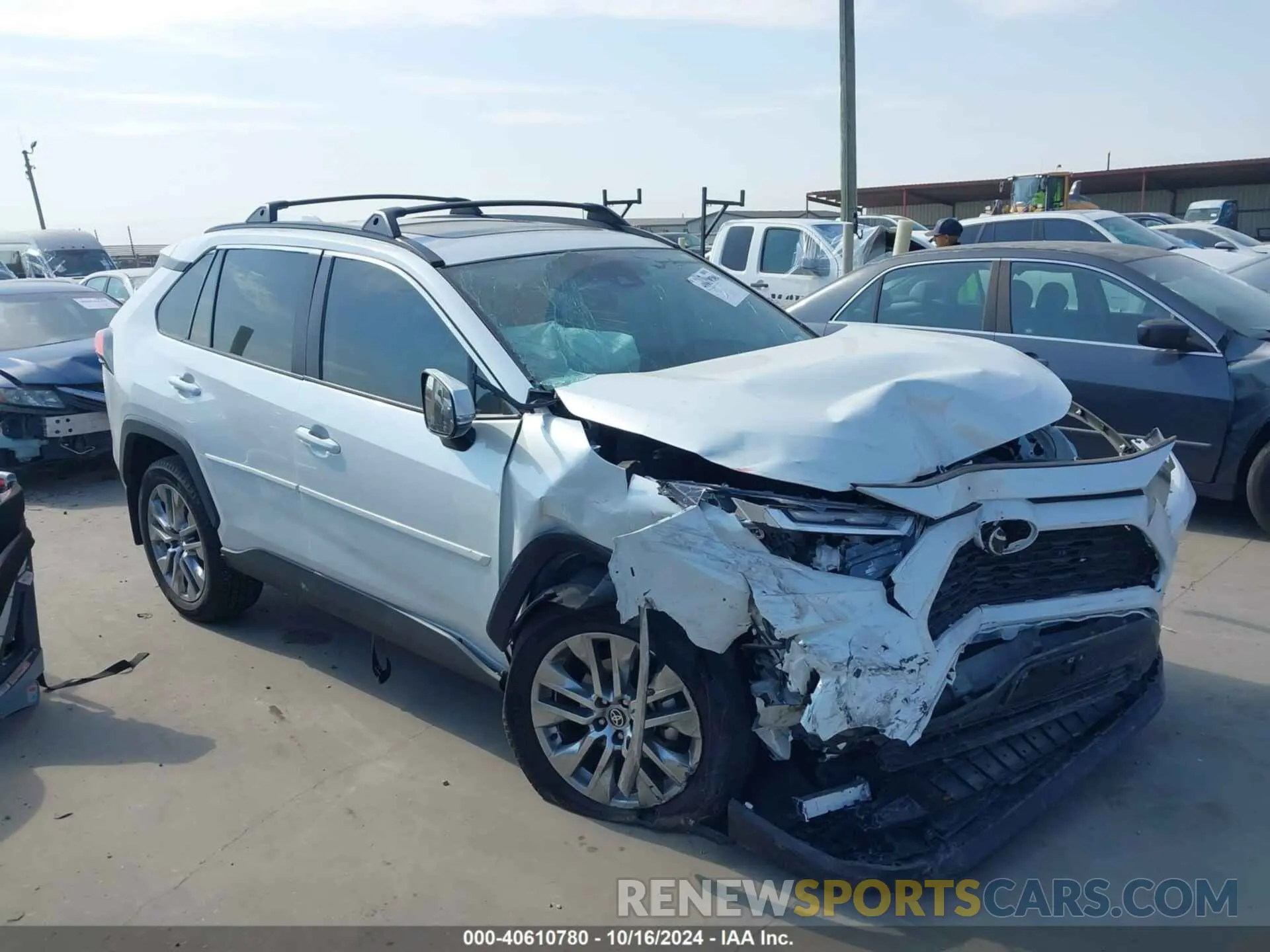 1 Photograph of a damaged car 2T3C1RFV8PW299552 TOYOTA RAV4 2023