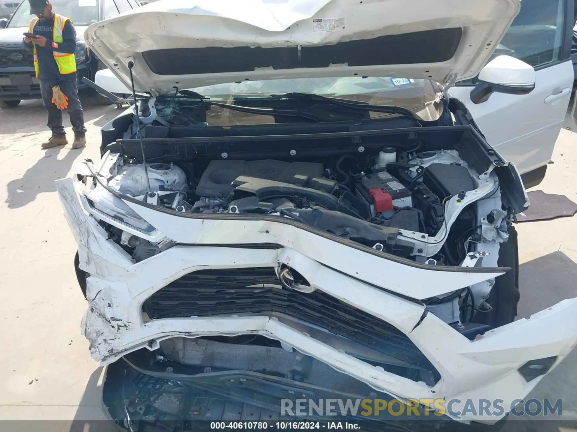 10 Photograph of a damaged car 2T3C1RFV8PW299552 TOYOTA RAV4 2023