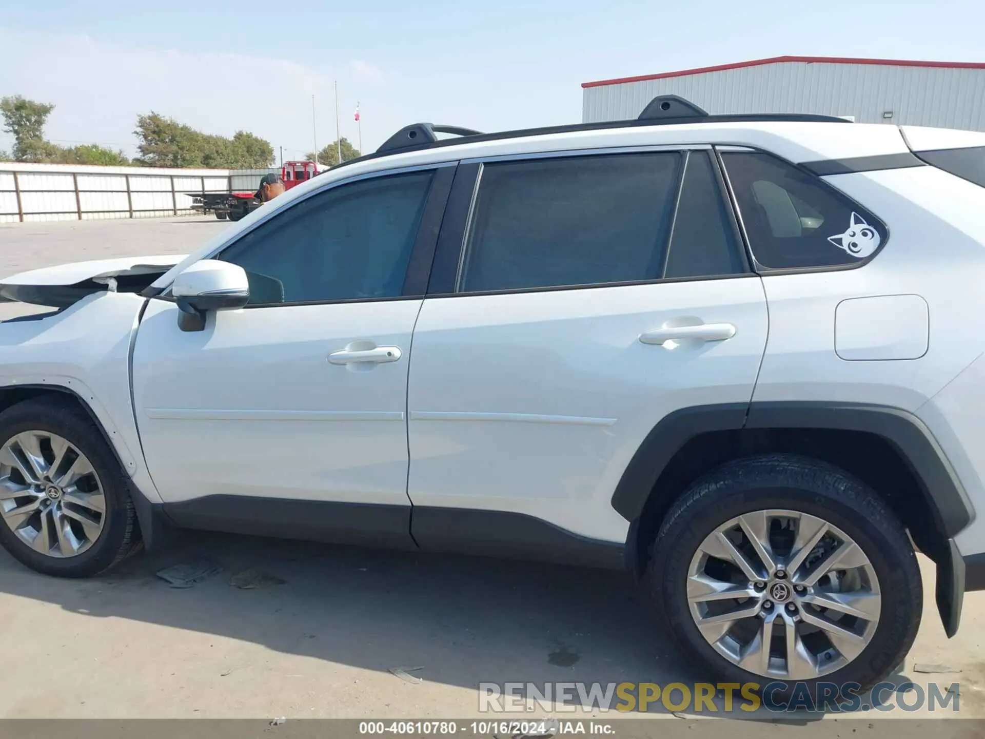 14 Photograph of a damaged car 2T3C1RFV8PW299552 TOYOTA RAV4 2023