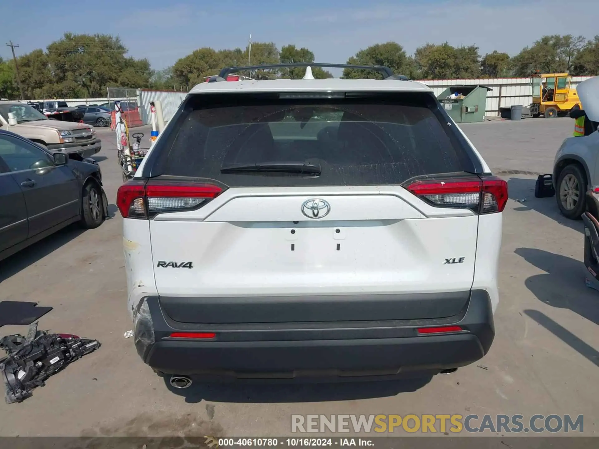 16 Photograph of a damaged car 2T3C1RFV8PW299552 TOYOTA RAV4 2023