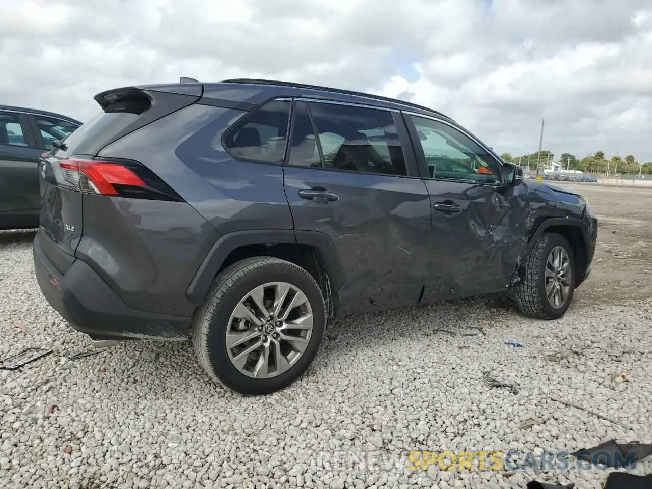 3 Photograph of a damaged car 2T3C1RFV9PW252031 TOYOTA RAV4 2023