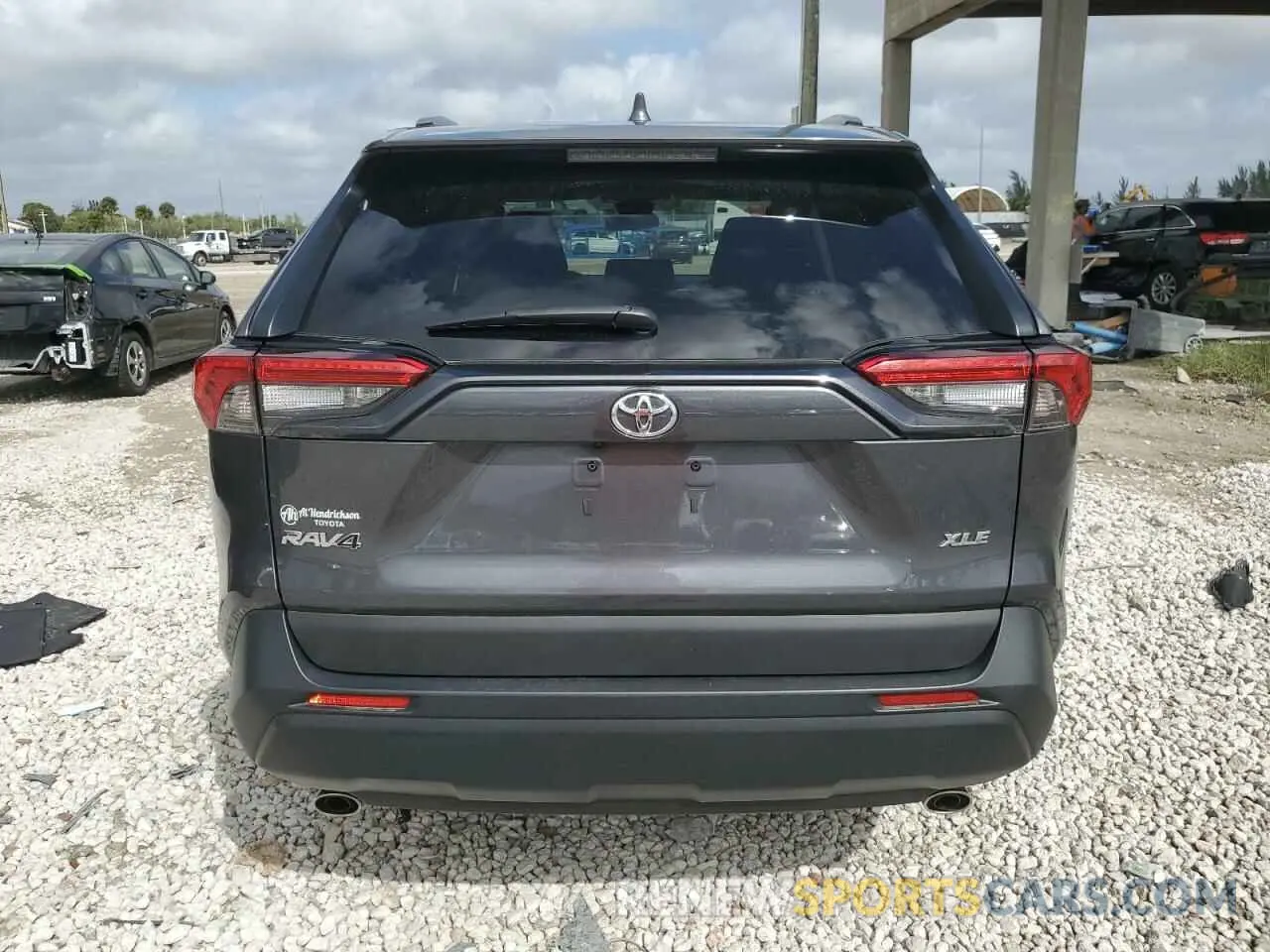 6 Photograph of a damaged car 2T3C1RFV9PW252031 TOYOTA RAV4 2023