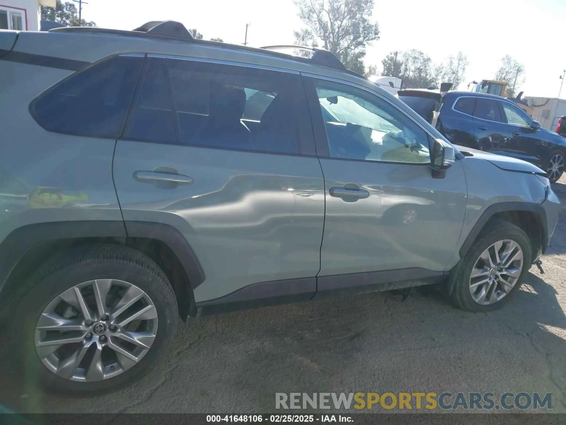 13 Photograph of a damaged car 2T3C1RFV9PW290598 TOYOTA RAV4 2023