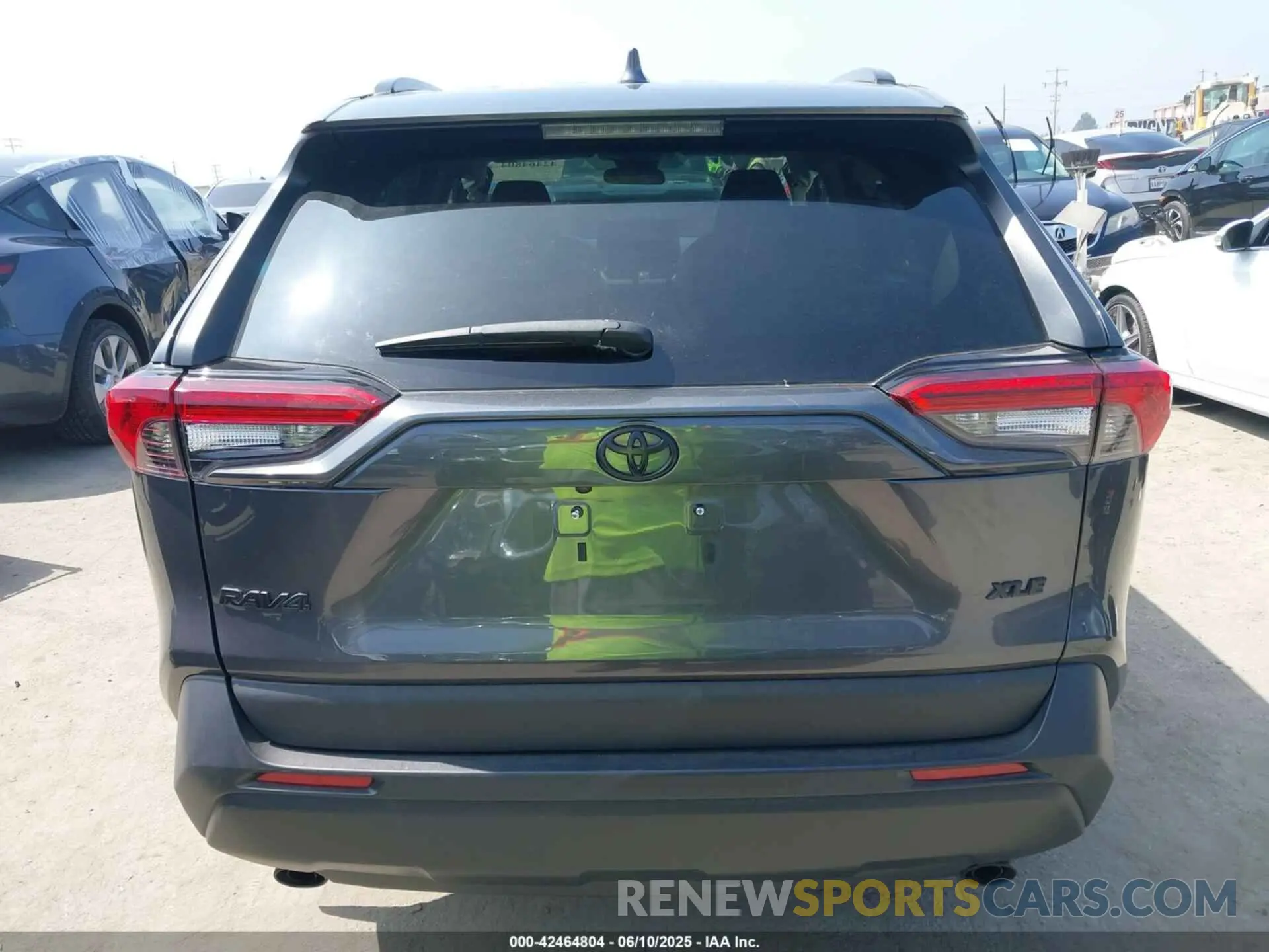 16 Photograph of a damaged car 2T3C1RFVXPW281456 TOYOTA RAV4 2023