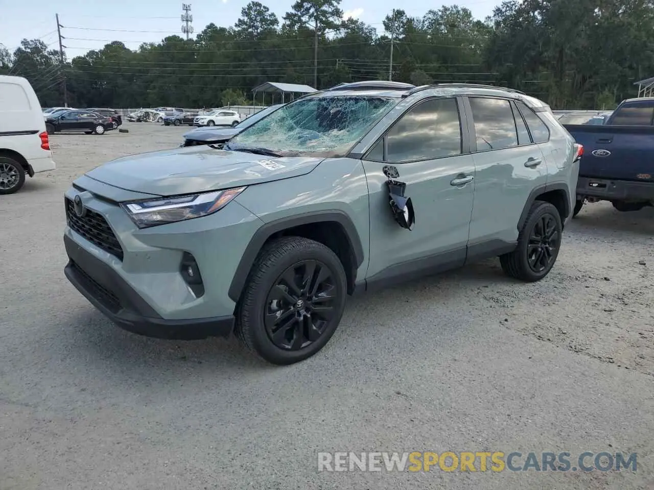 1 Photograph of a damaged car 2T3C1RFVXPW282865 TOYOTA RAV4 2023
