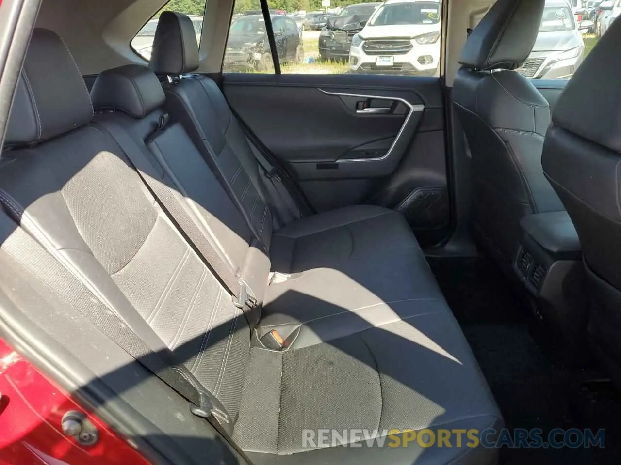 11 Photograph of a damaged car 2T3D6RFV2PW045986 TOYOTA RAV4 2023