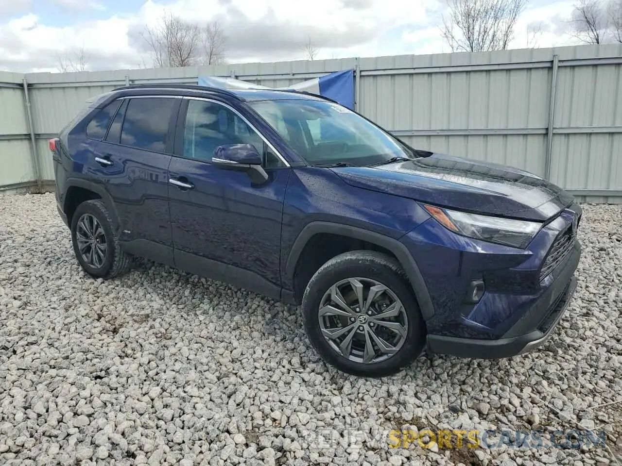 4 Photograph of a damaged car 2T3D6RFV4PW041387 TOYOTA RAV4 2023