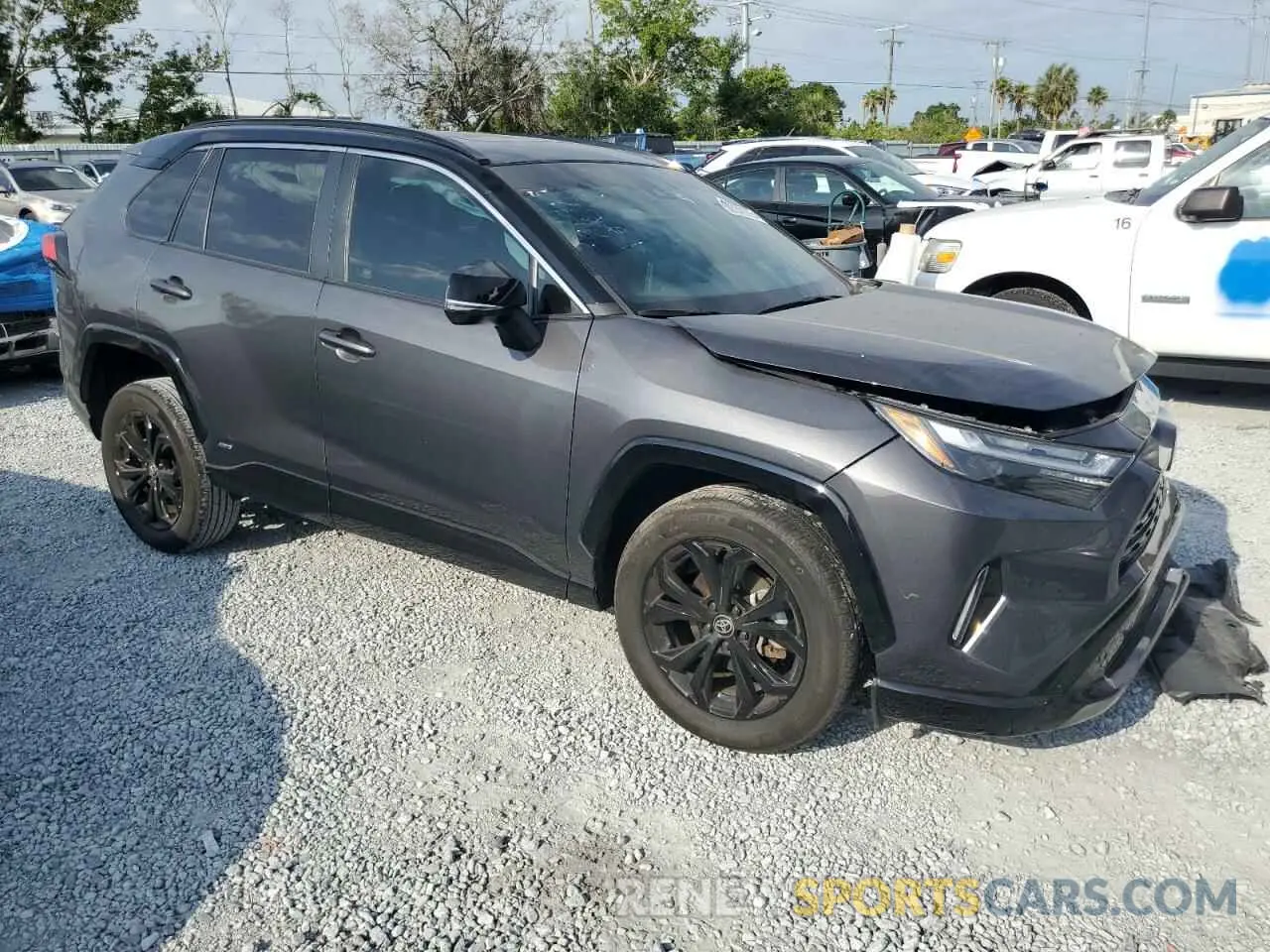 4 Photograph of a damaged car 2T3E6RFV5PW041662 TOYOTA RAV4 2023