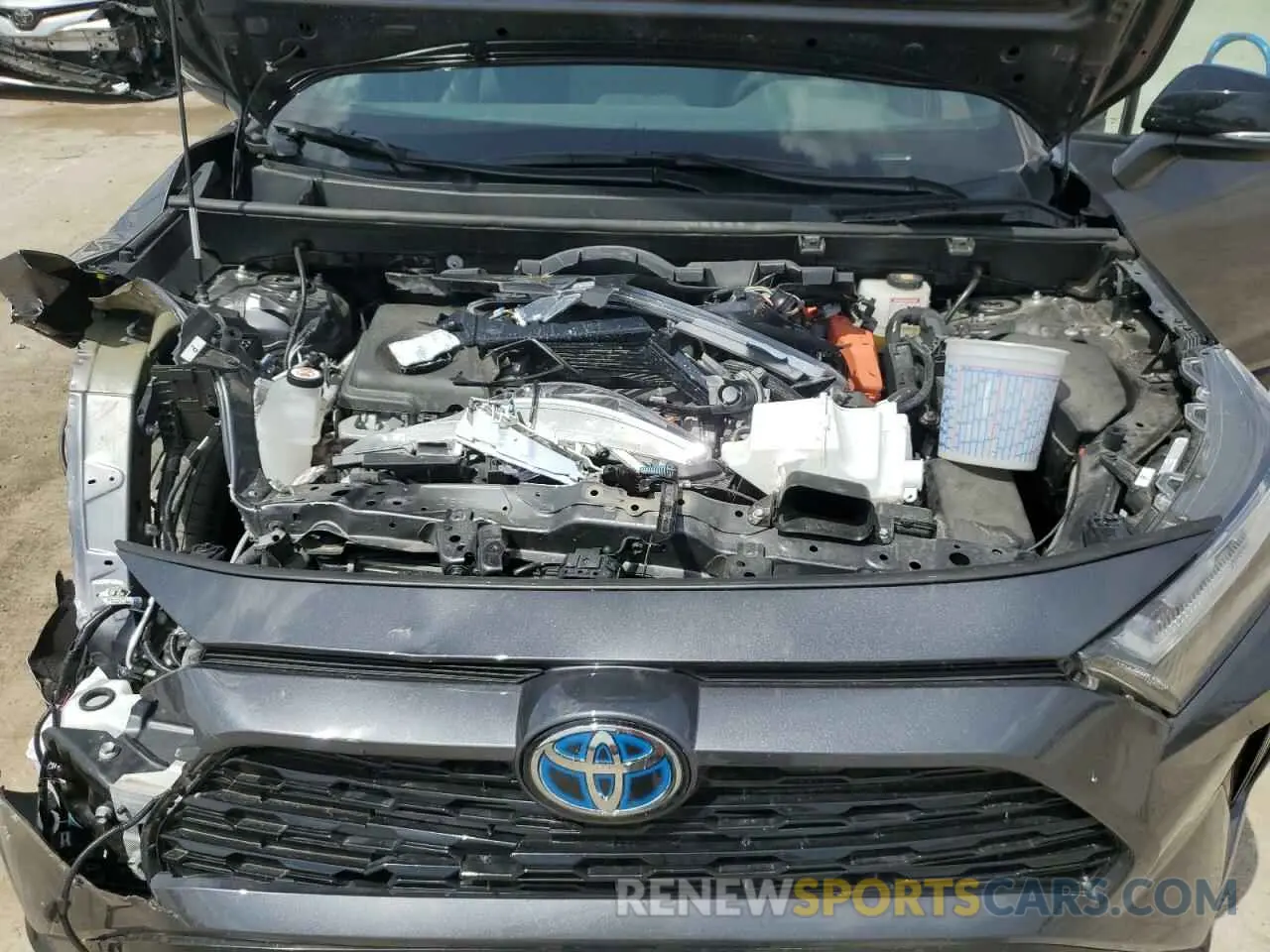 11 Photograph of a damaged car 2T3E6RFV6PW039998 TOYOTA RAV4 2023