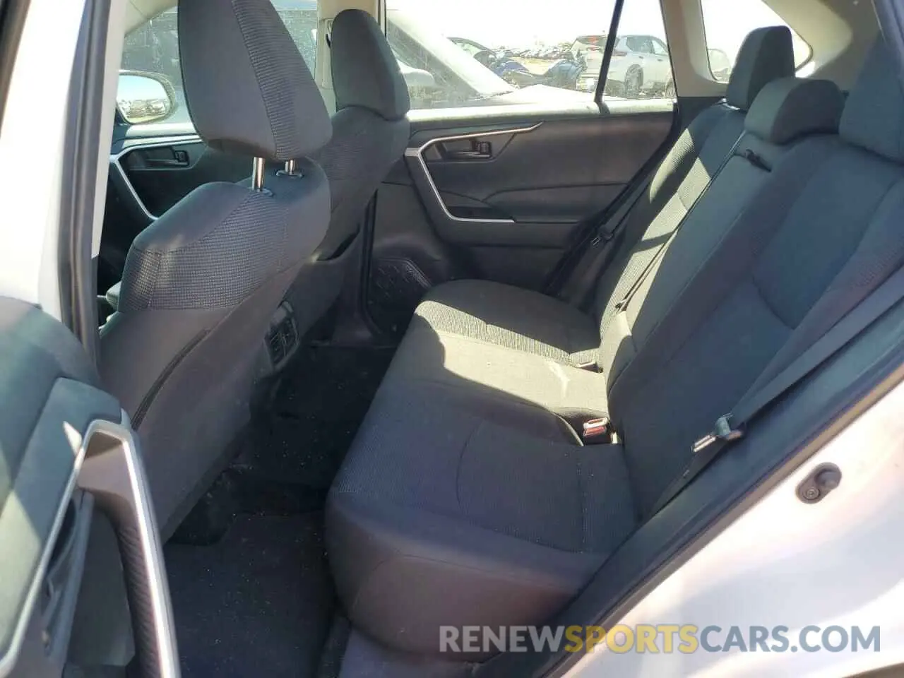 10 Photograph of a damaged car 2T3F1RFV0PC328797 TOYOTA RAV4 2023