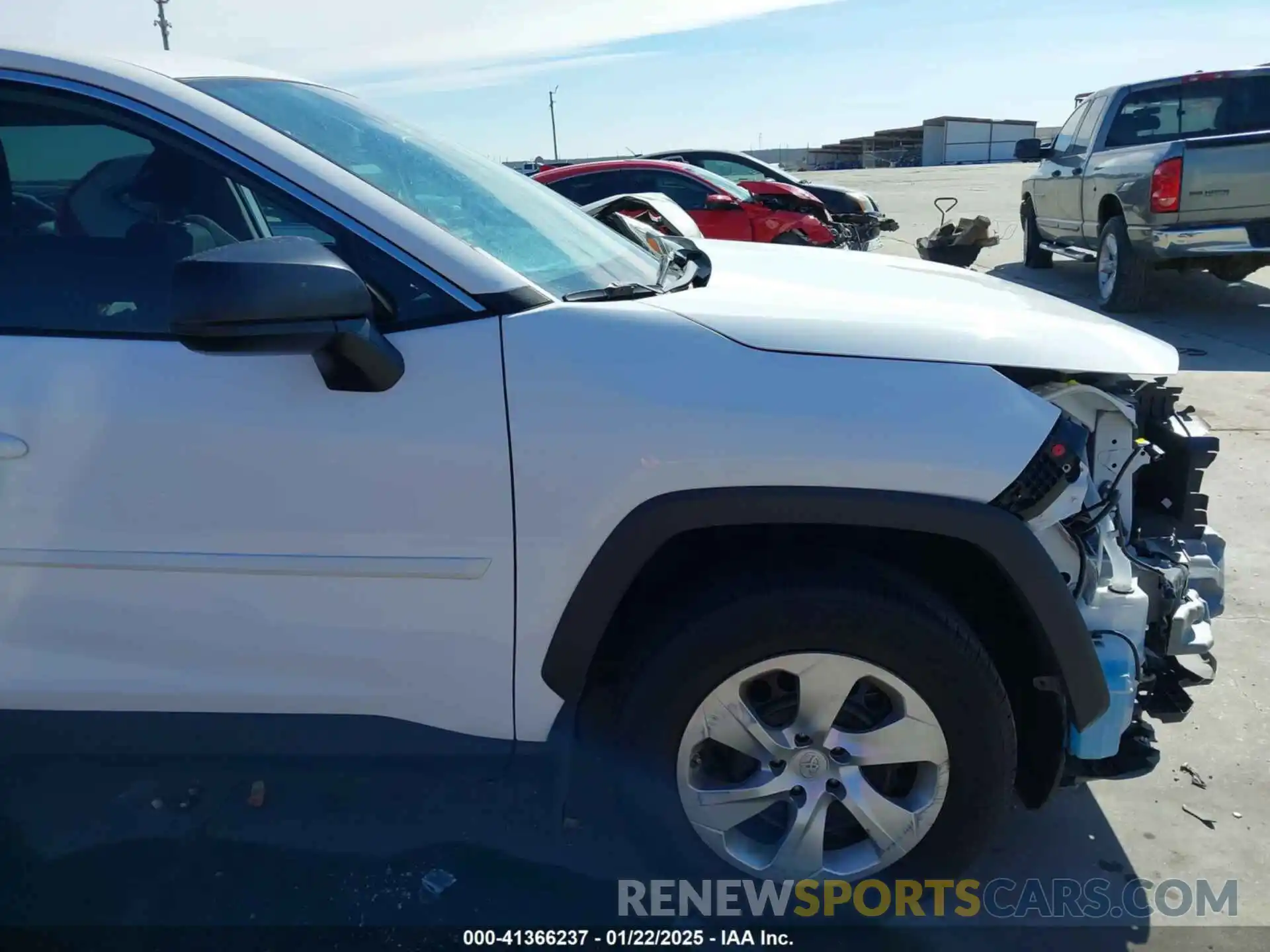 21 Photograph of a damaged car 2T3F1RFV0PC330405 TOYOTA RAV4 2023