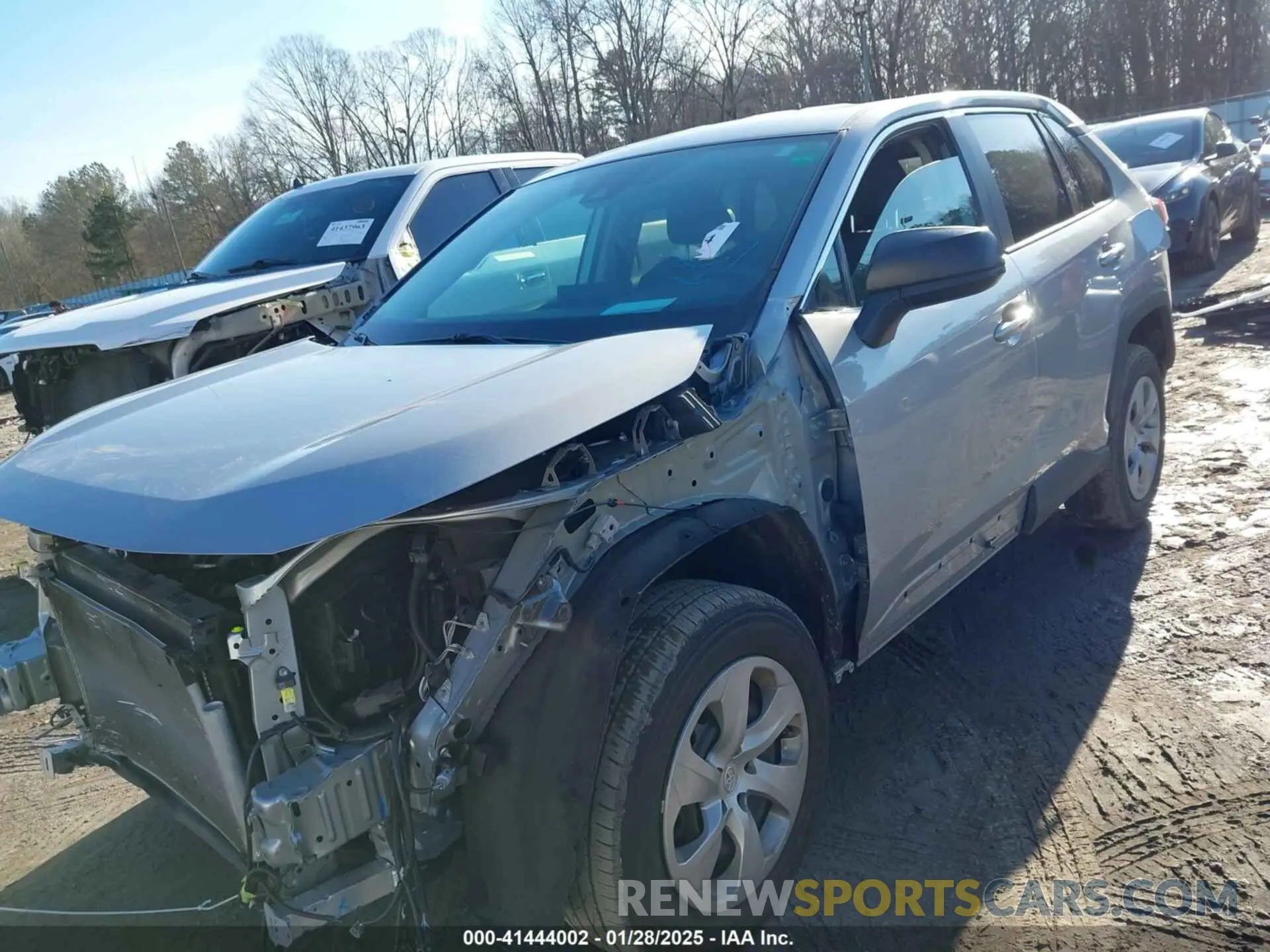 17 Photograph of a damaged car 2T3F1RFV0PW368392 TOYOTA RAV4 2023