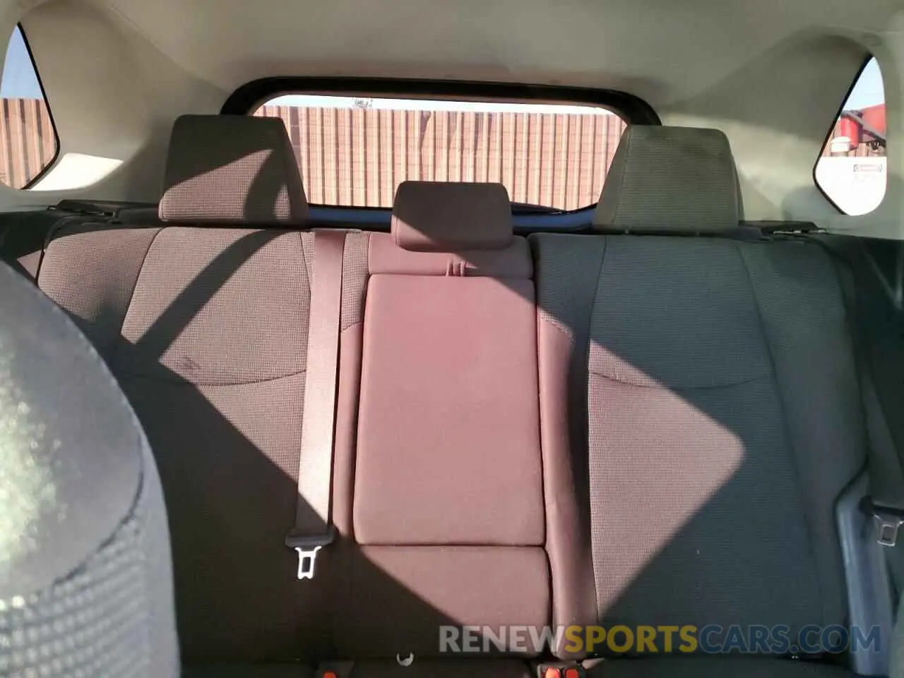 10 Photograph of a damaged car 2T3F1RFV1PC350890 TOYOTA RAV4 2023