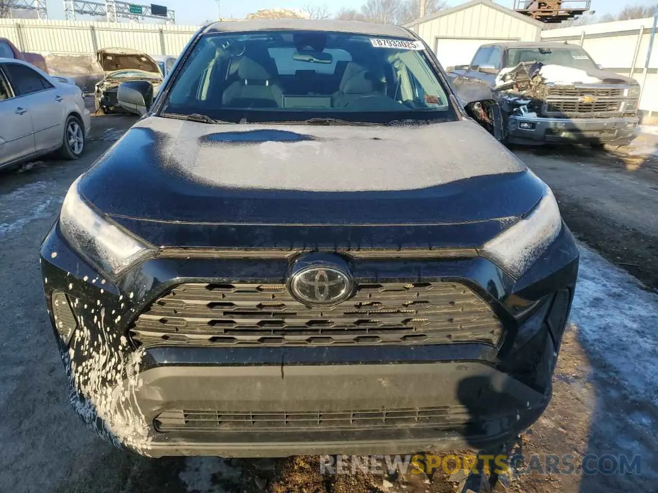 5 Photograph of a damaged car 2T3F1RFV1PC363557 TOYOTA RAV4 2023