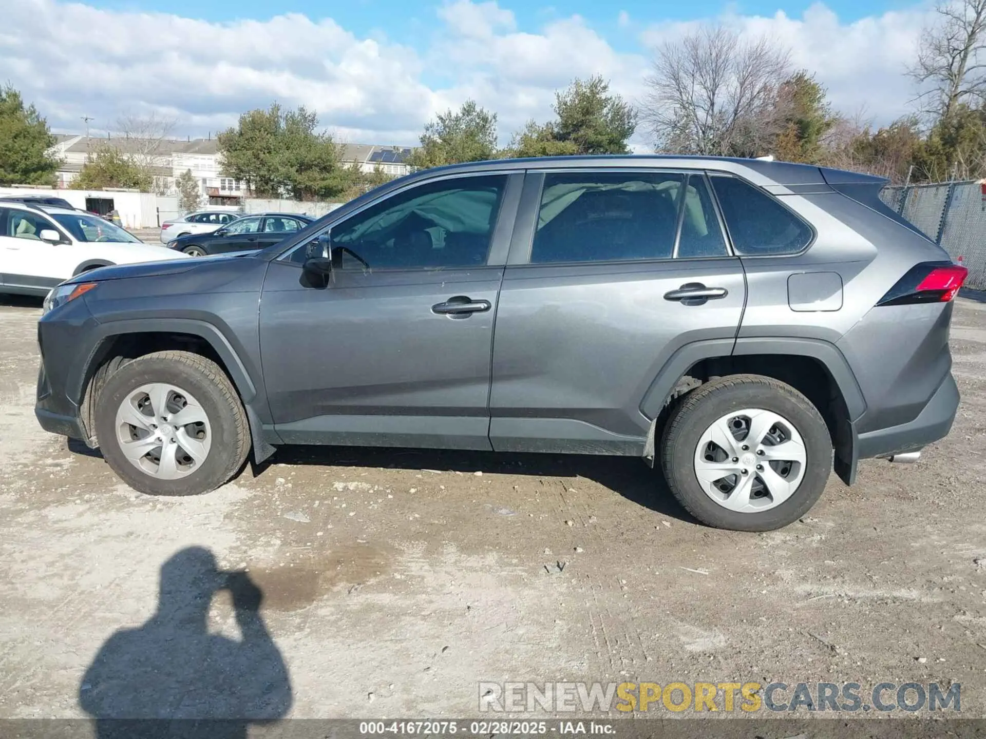 14 Photograph of a damaged car 2T3F1RFV1PW332520 TOYOTA RAV4 2023