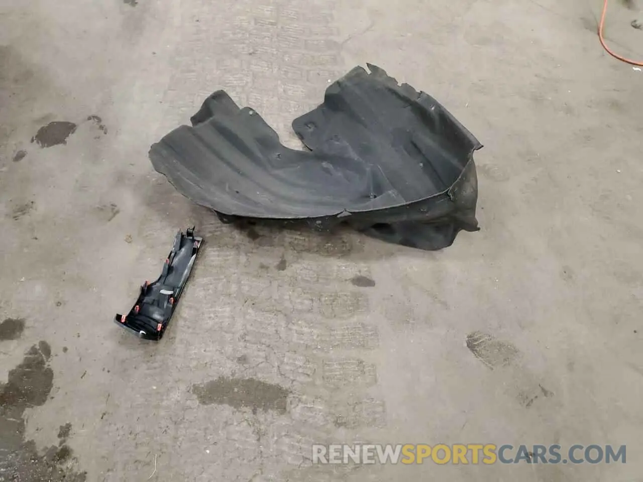 13 Photograph of a damaged car 2T3F1RFV1PW336731 TOYOTA RAV4 2023