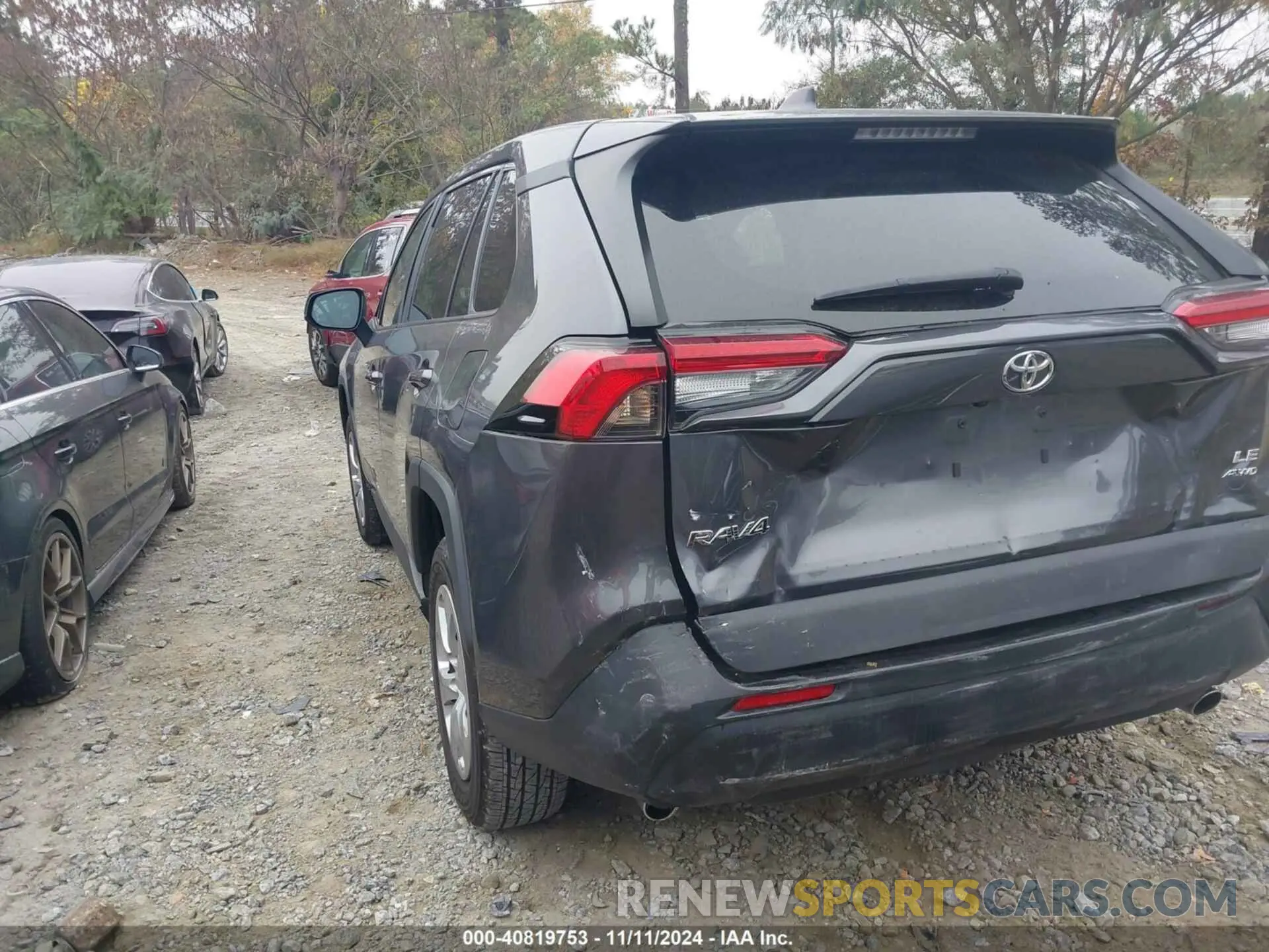 3 Photograph of a damaged car 2T3F1RFV1PW359359 TOYOTA RAV4 2023