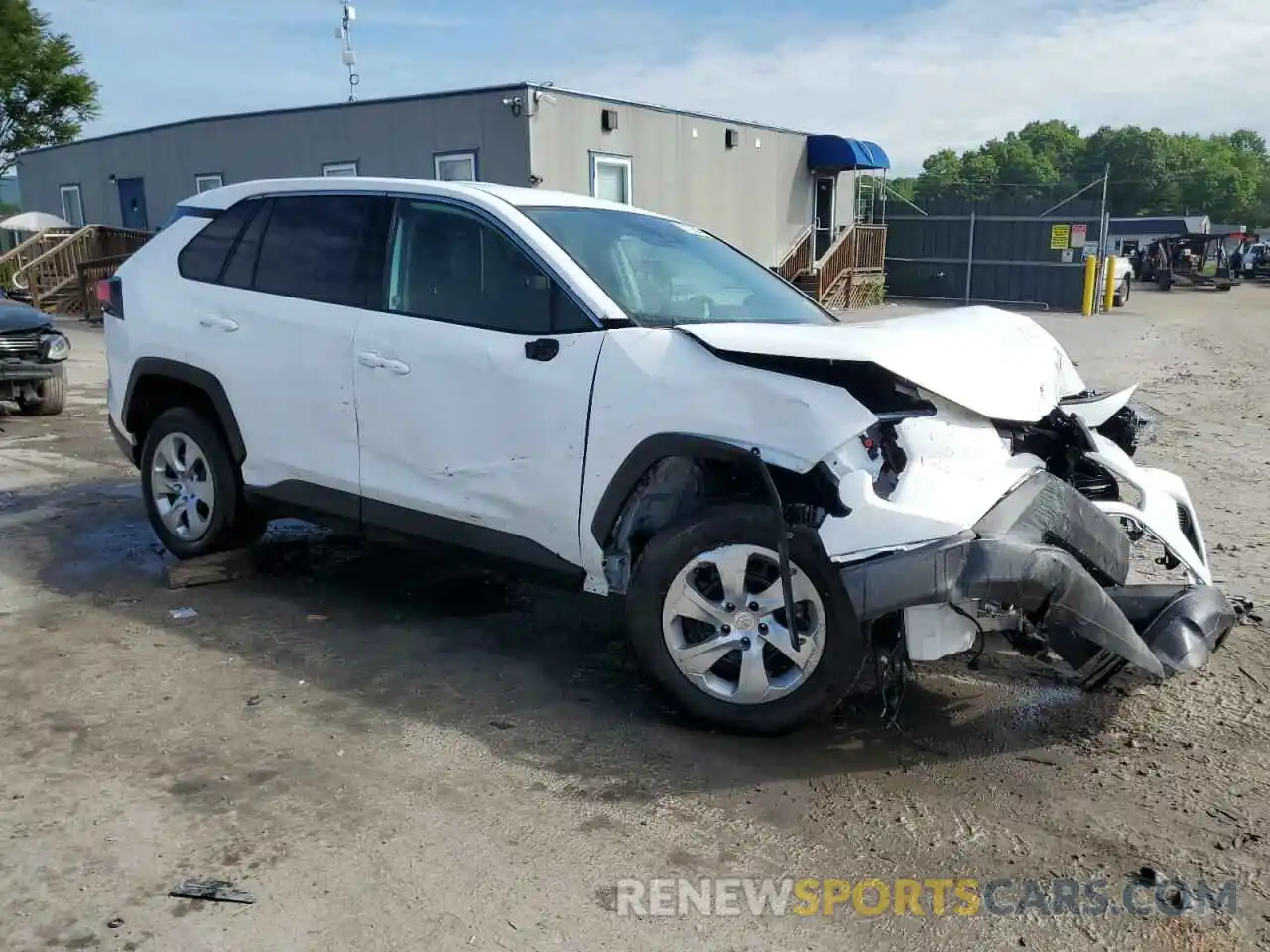 4 Photograph of a damaged car 2T3F1RFV2PC347612 TOYOTA RAV4 2023