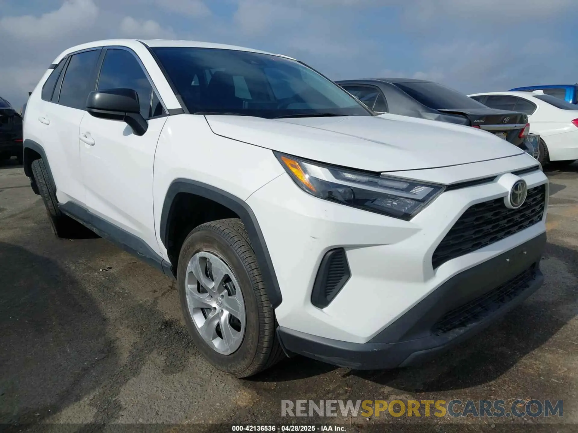 1 Photograph of a damaged car 2T3F1RFV3PC334254 TOYOTA RAV4 2023