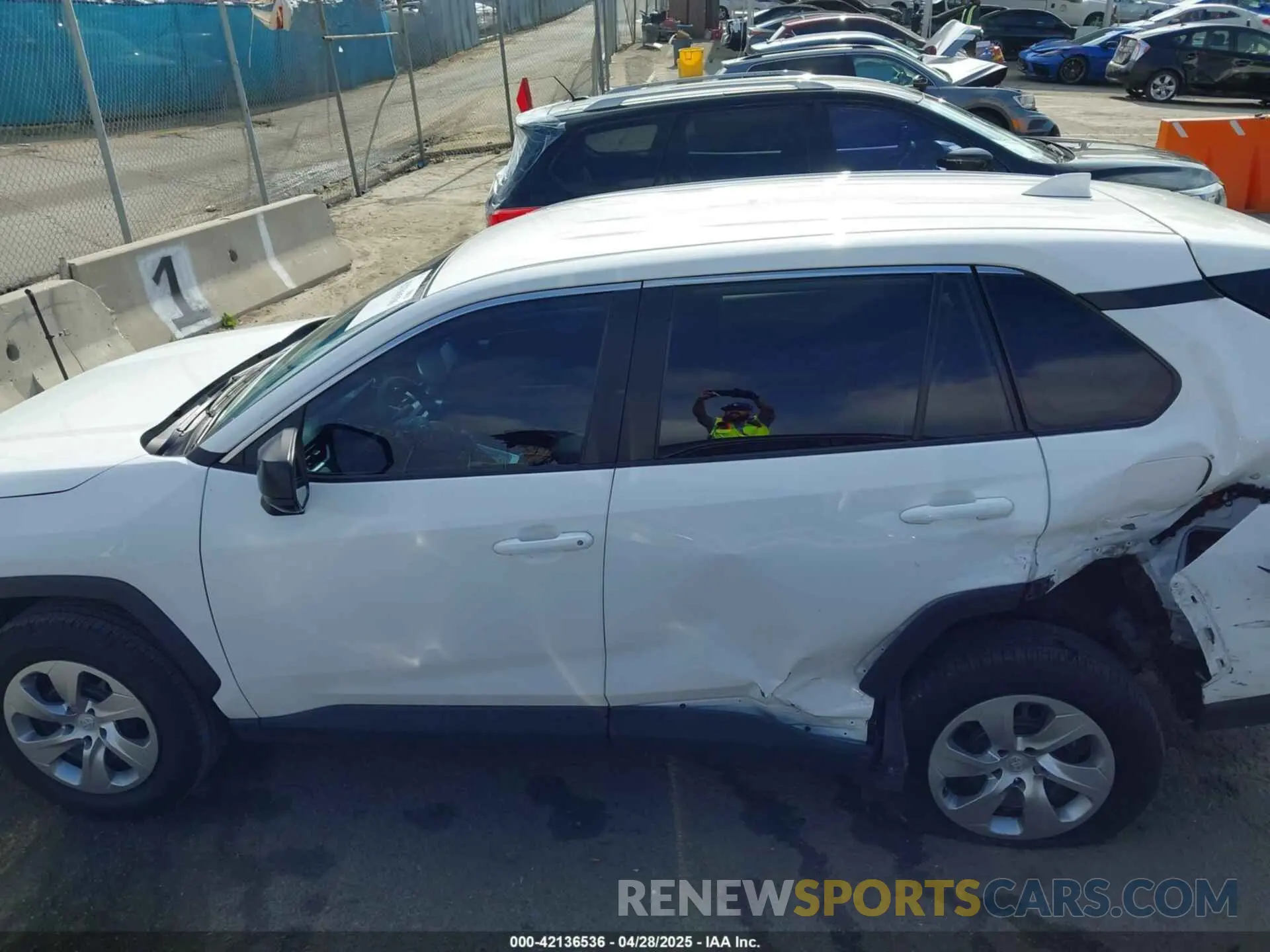 14 Photograph of a damaged car 2T3F1RFV3PC334254 TOYOTA RAV4 2023