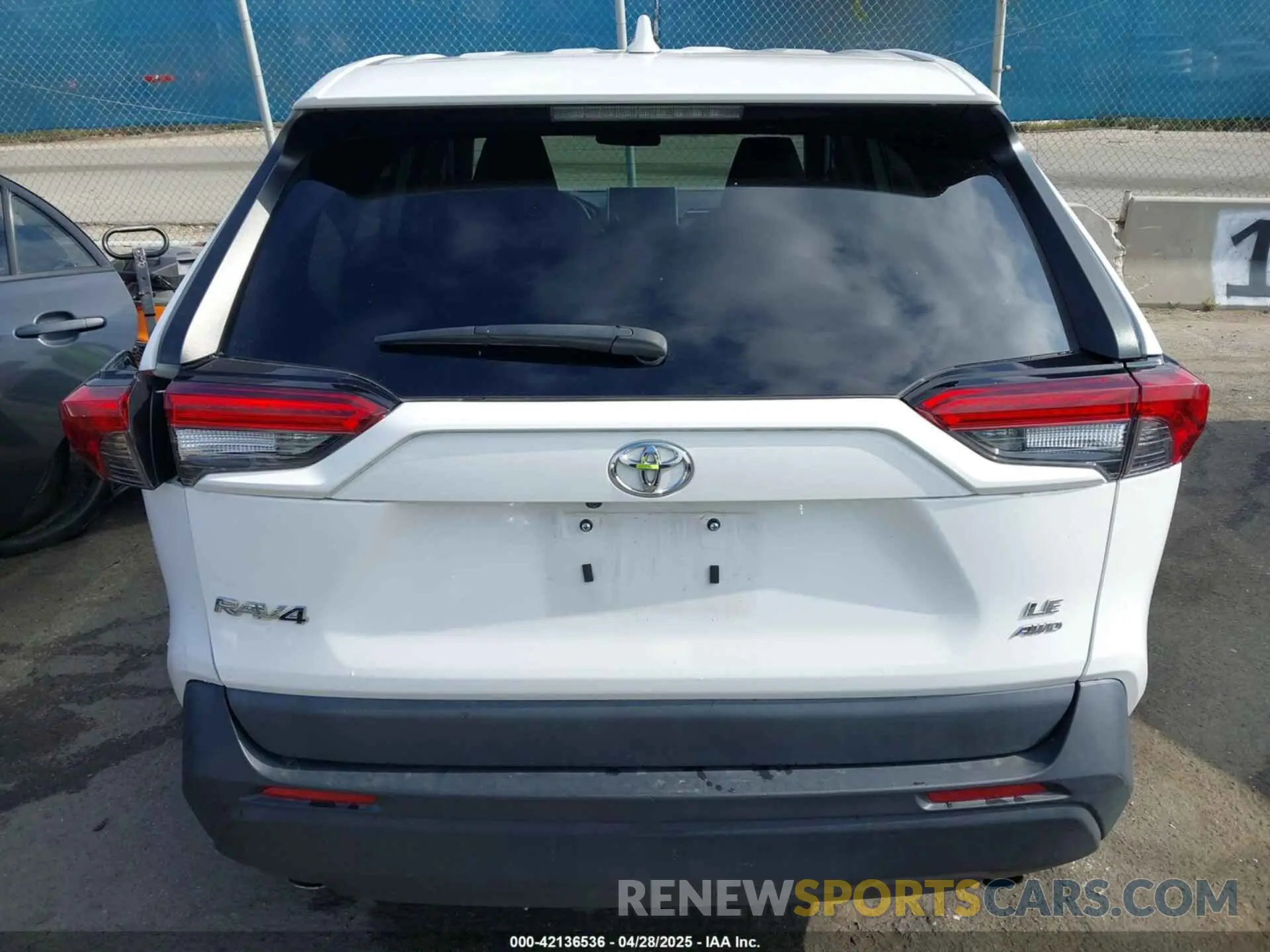16 Photograph of a damaged car 2T3F1RFV3PC334254 TOYOTA RAV4 2023