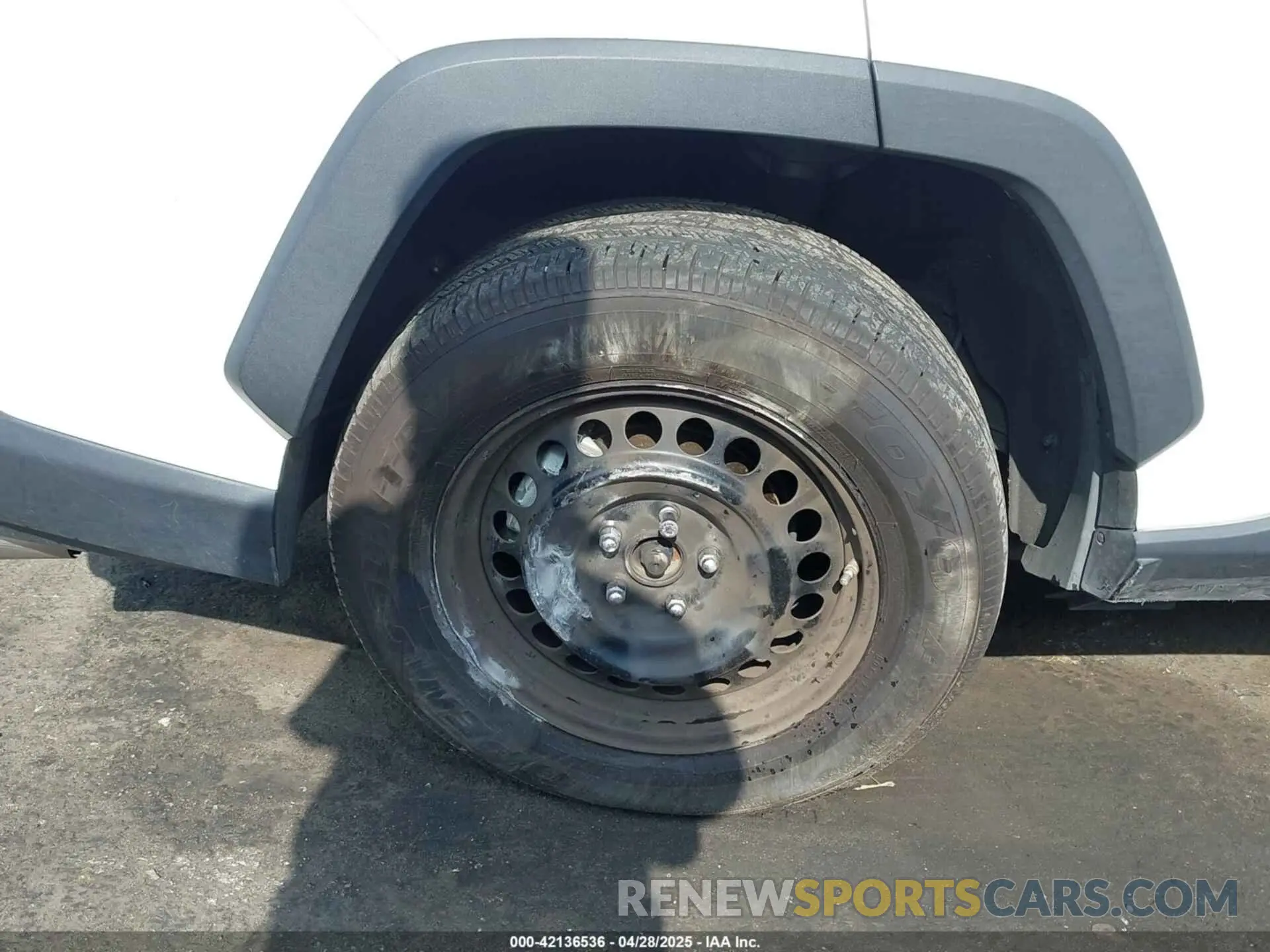 19 Photograph of a damaged car 2T3F1RFV3PC334254 TOYOTA RAV4 2023